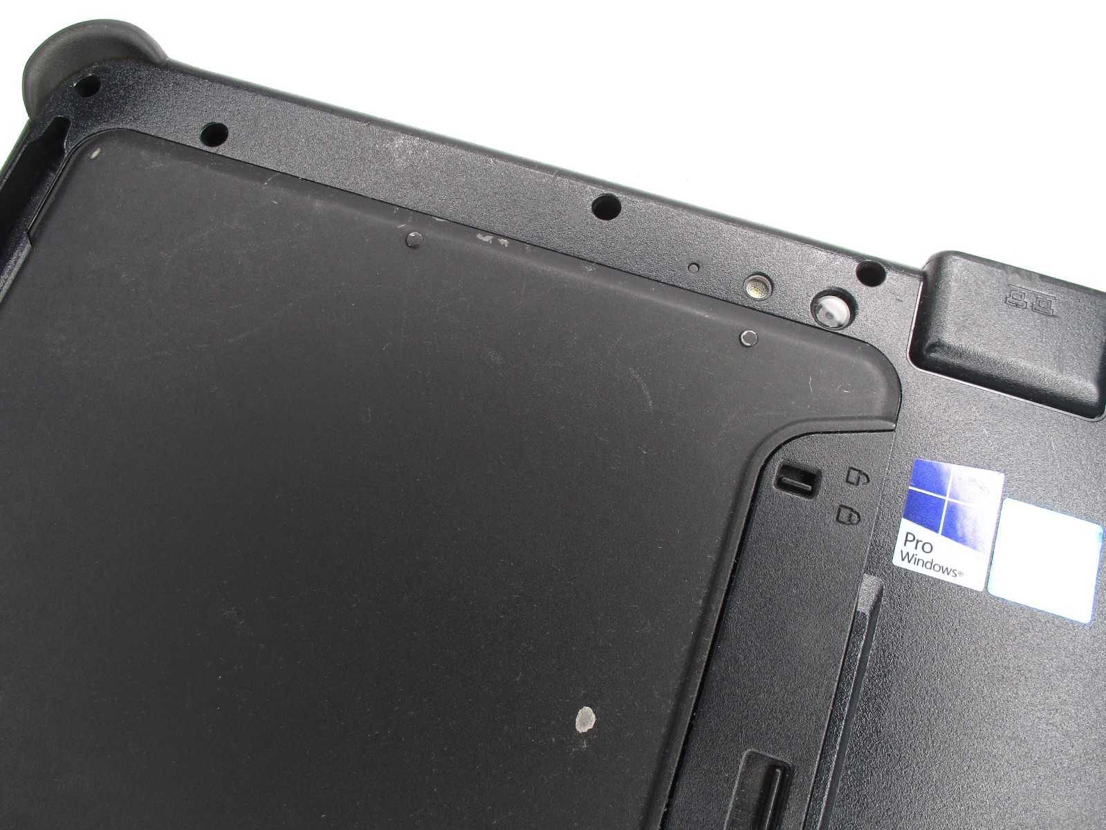 Getac F110 G3 Rugged Tablet Computer i5-6200U 8GB 256GB Wi-Fi LTE GPS 1BATT READ