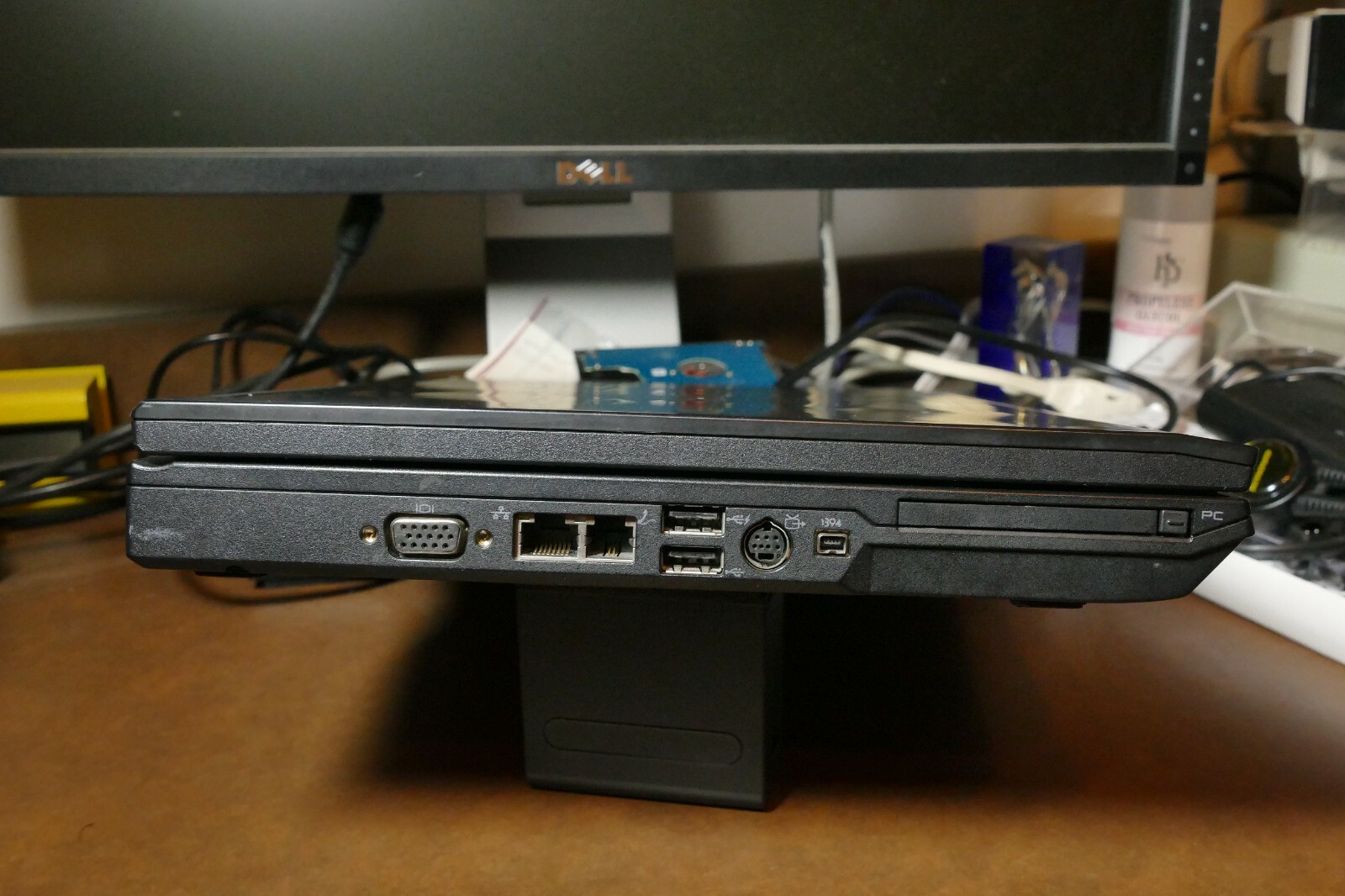 DELL Latitude E5400