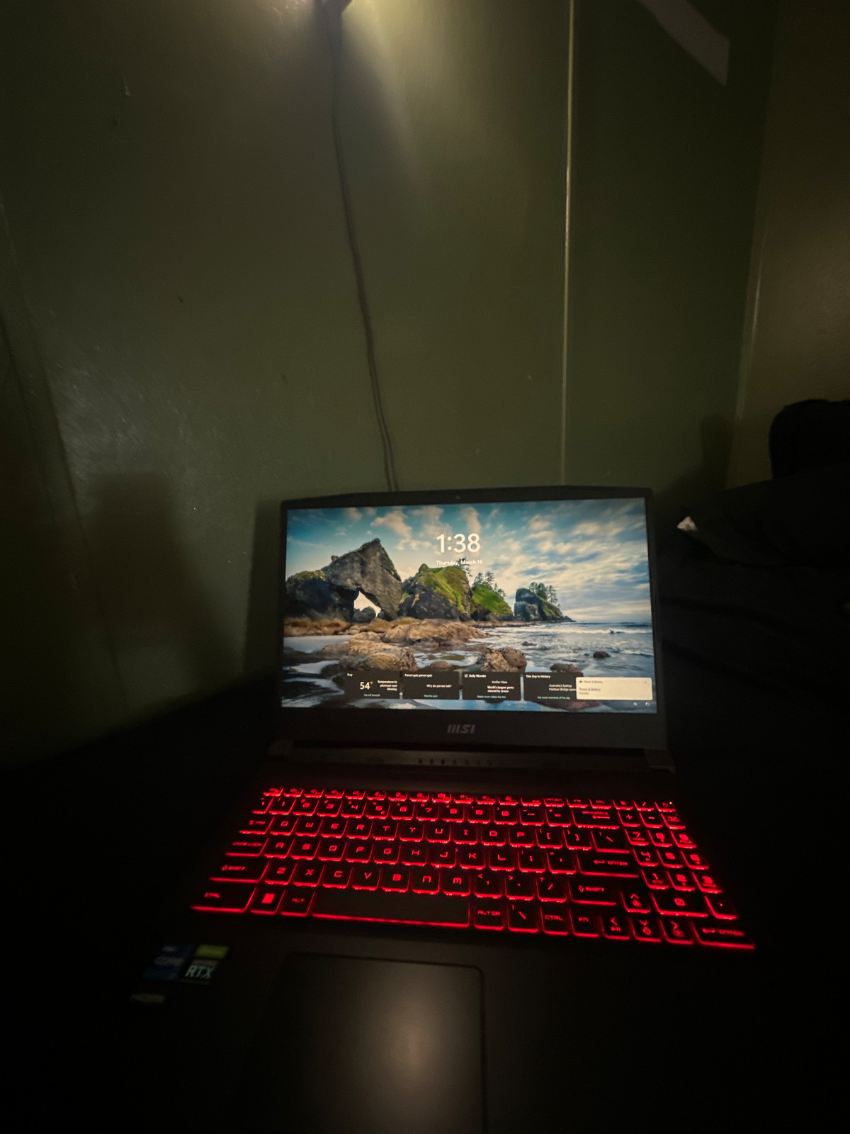 MSI Katana GF66 11UE-031 15.6″ (1TB SSD, Intel Core i7 11th Gen., 4.60 GHz,…