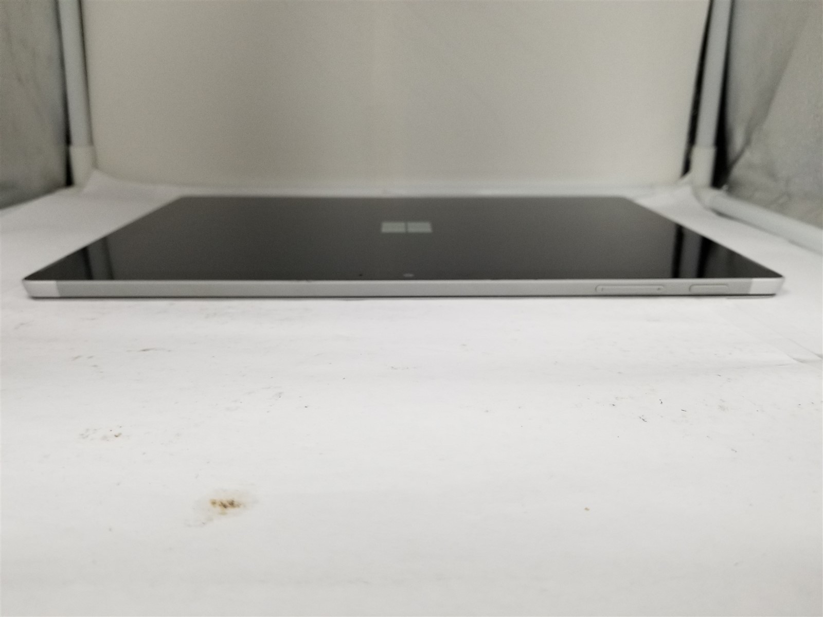 Microsoft Surface Pro 6 Core i5 12.3″ 8GB/128GB Black Damaged See Details VD6347