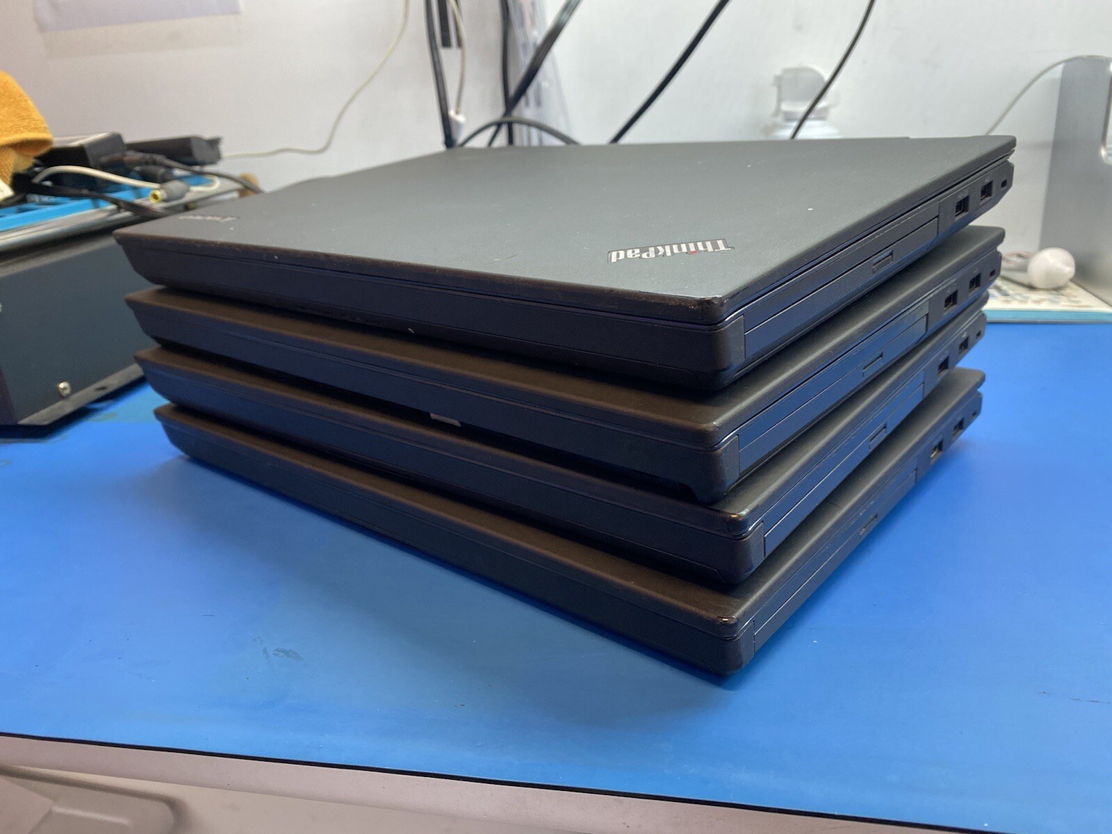 (4) Lenovo thinpad t440p i5