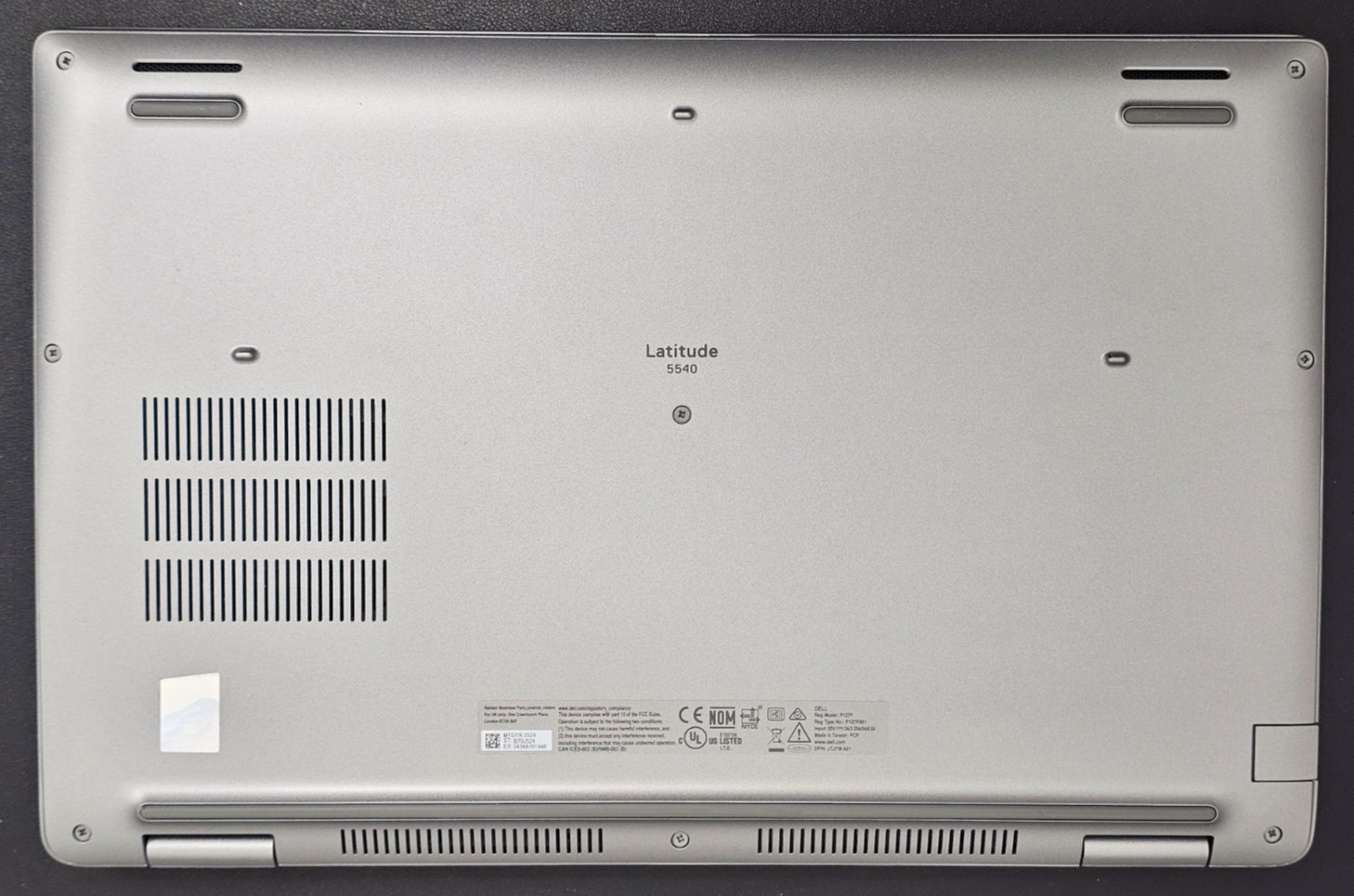 Dell Latitude 5540 i5-1345U FHD N-T 16GB Ram 256GB SSD Win 11 Pro