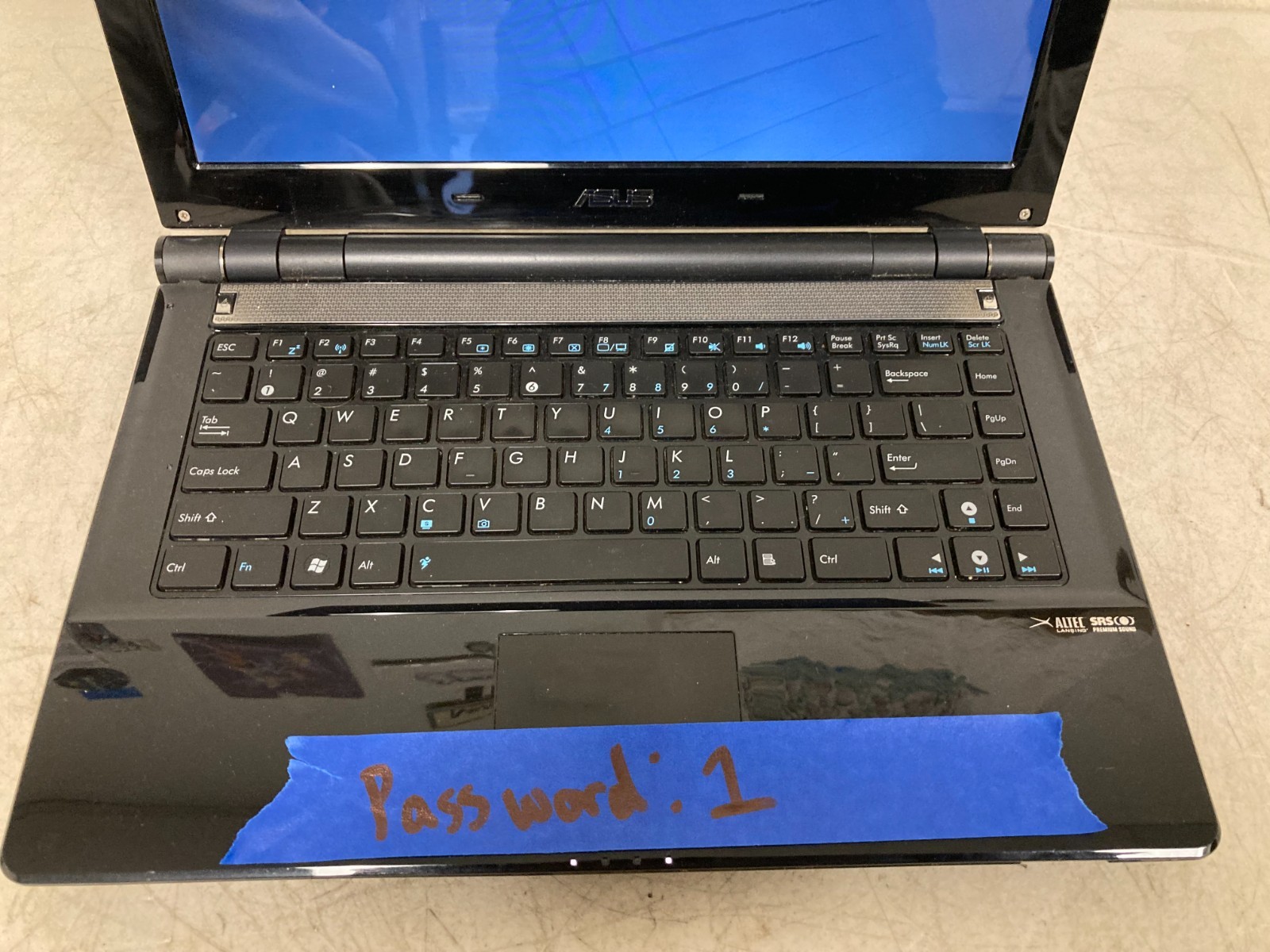 ASUS Laptop Core 2 Duo 2.10GHz 3.8GB RAM 321GB HDD X11