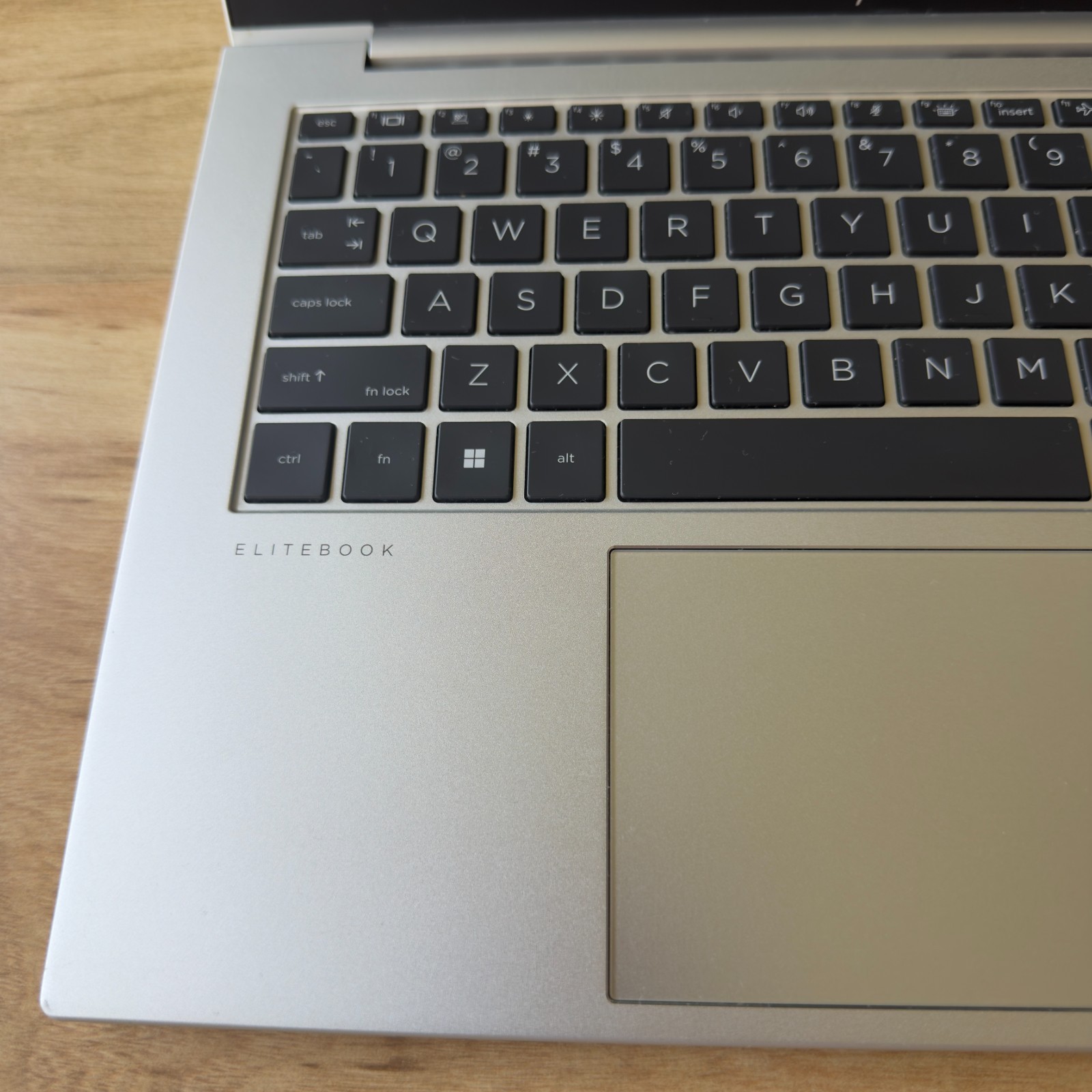 HP EliteBook 840 G9 14” 512GB SSD Intel i7-1265U 16GB RAM w/ Charger Win 11 Pro