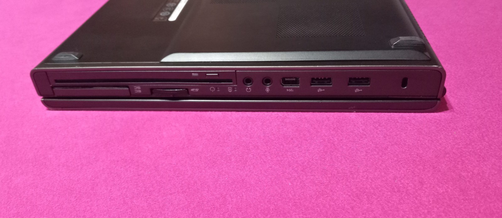 Dell Precision M6600 laptop Intel I7-2760qm 2.4-3.5Ghz 16GB ram 512GB AMD M290X