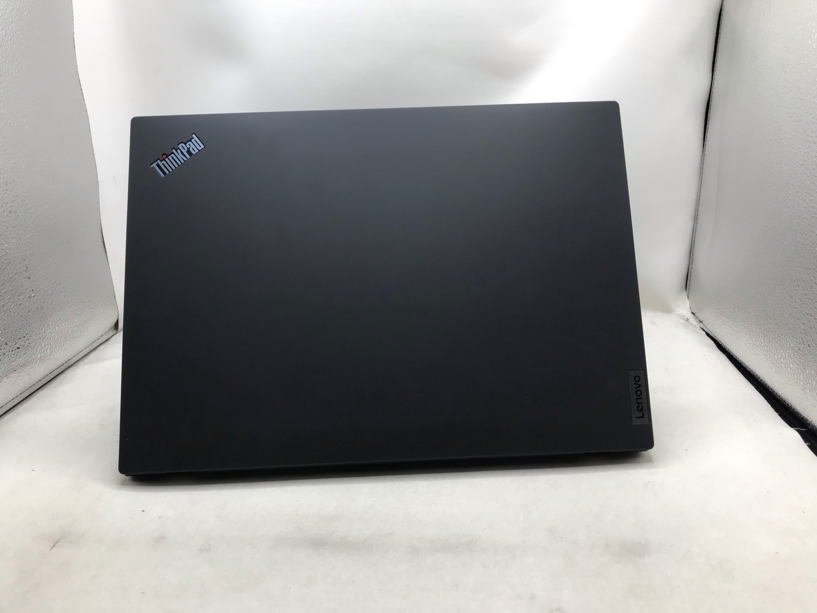 LENOVO THINKPAD T16 GEN 1 16″ i7-1260P 16GB RAM 512GB SSD *GRADE D*