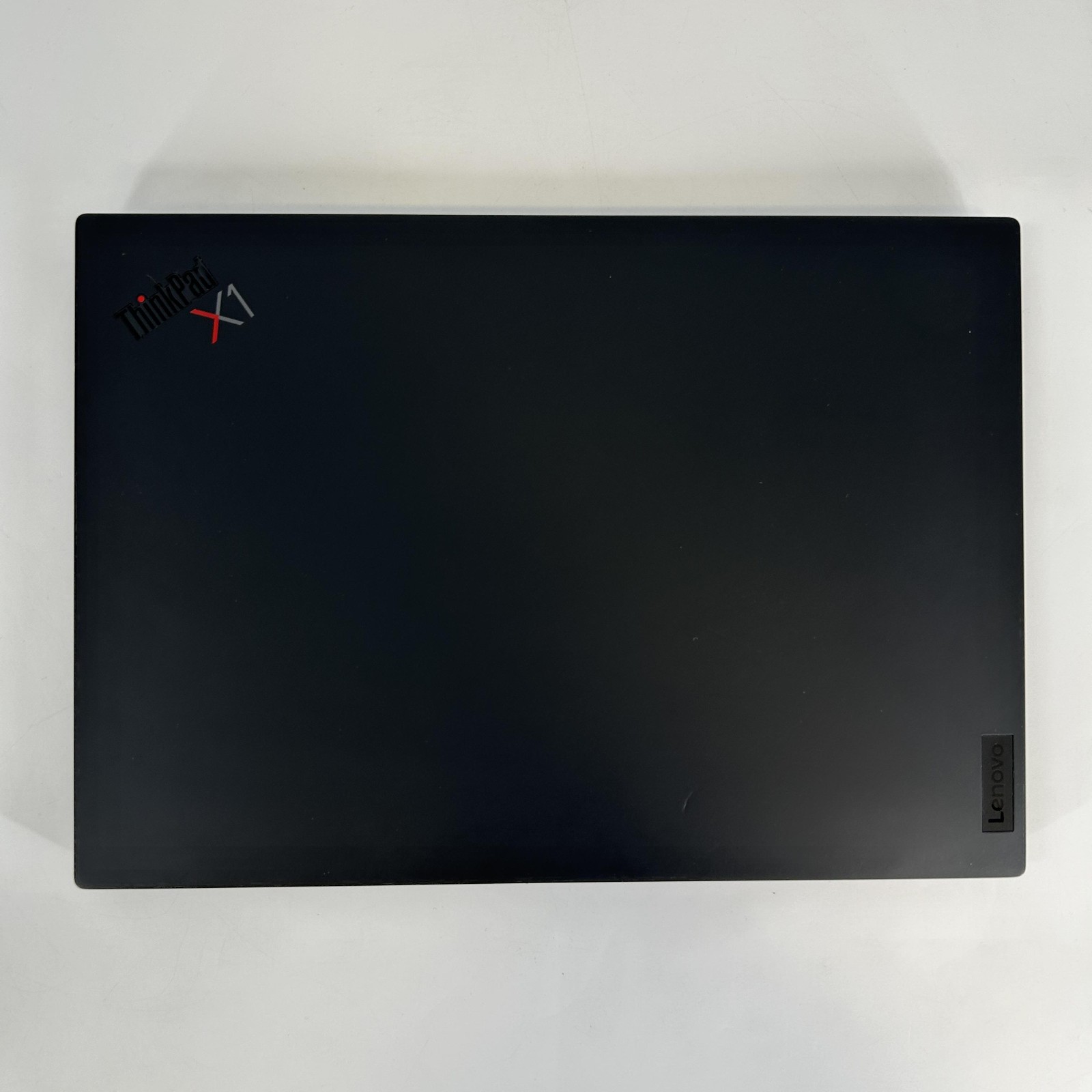 Lenovo ThinkPad X1 Carbon Gen 10 14 FHD+ TOUCH 2.1 GHz i7-1260P 16GB 512GB SSD
