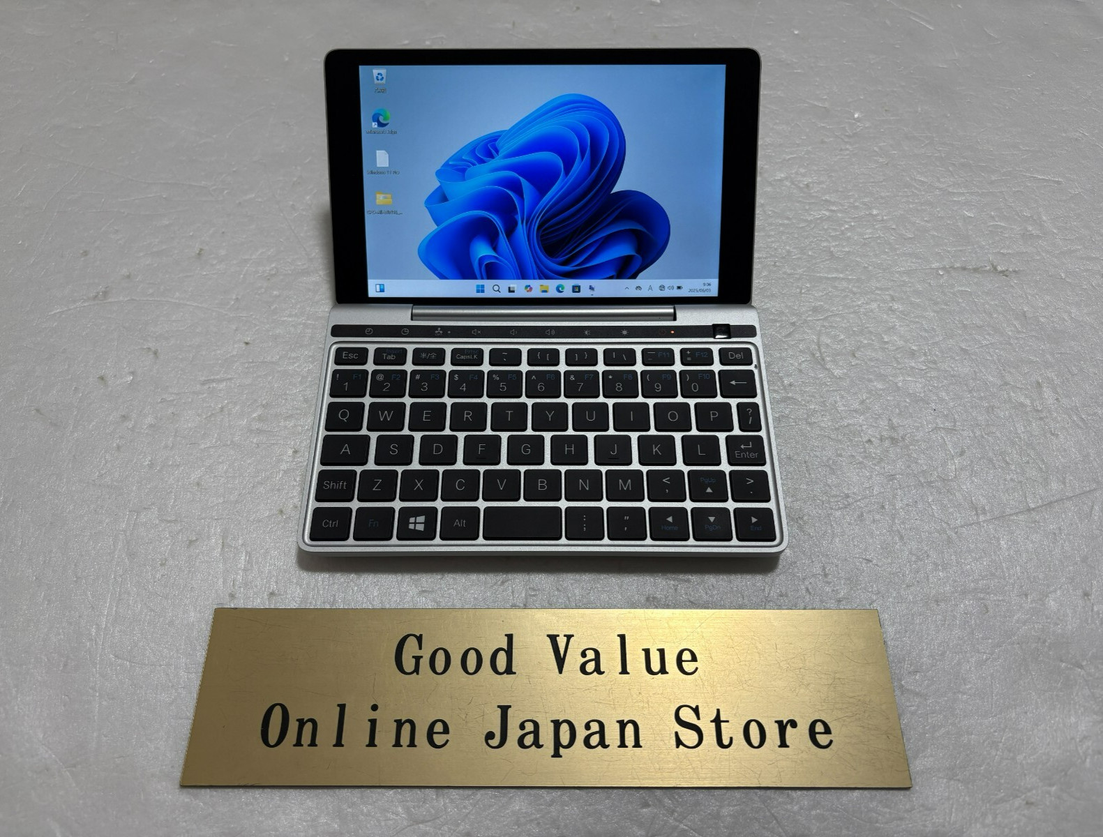 GPD Pocket 2 Core m3-8100Y 8GB SSD 128GB WIndows 11 Pro UMPC Portable PC Laptop