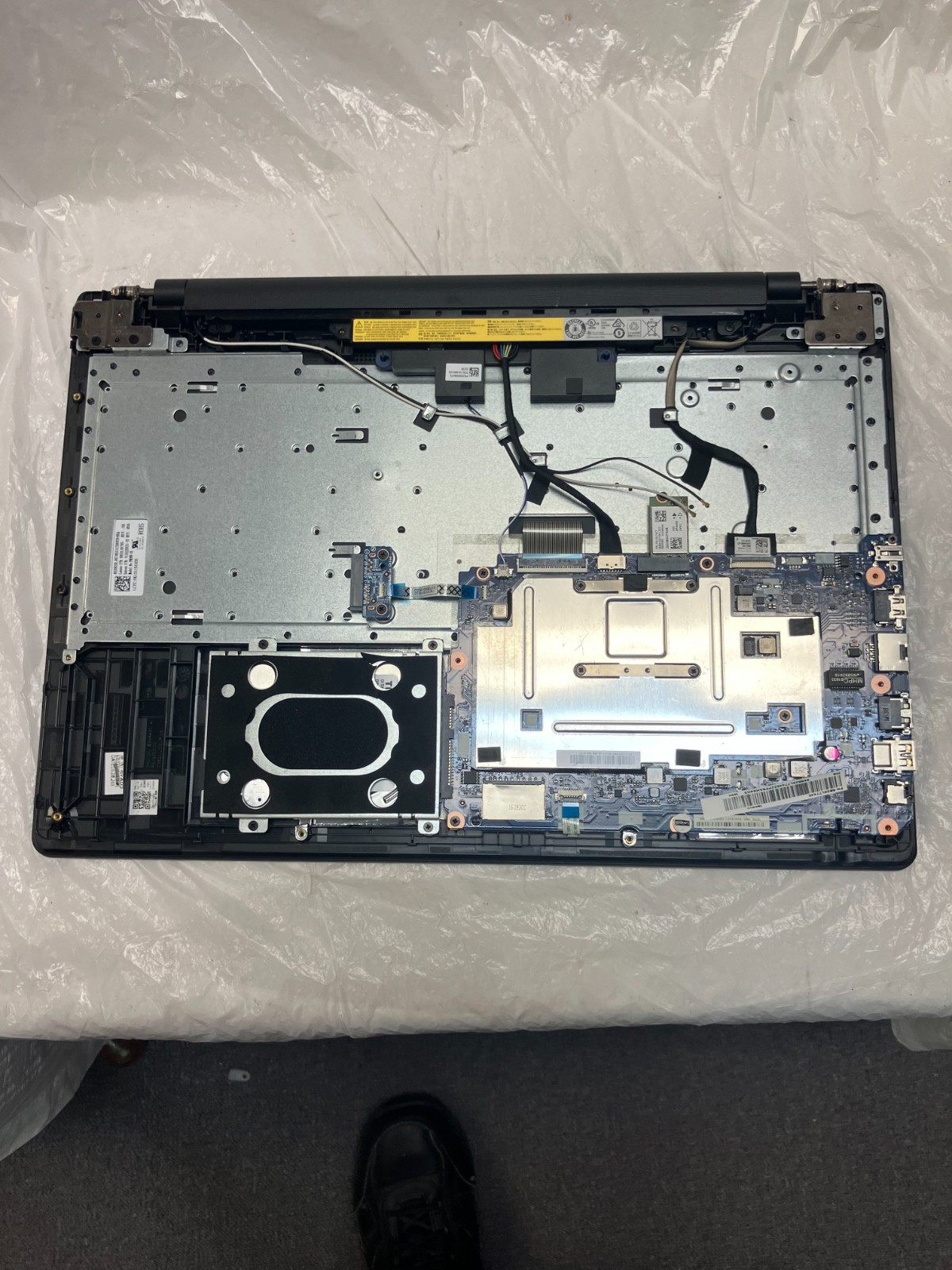 Lenovo IdeaPad 110-15IBR 15″ Laptop – Celeron N3060, 4GB RAM, 750GB HD for parts