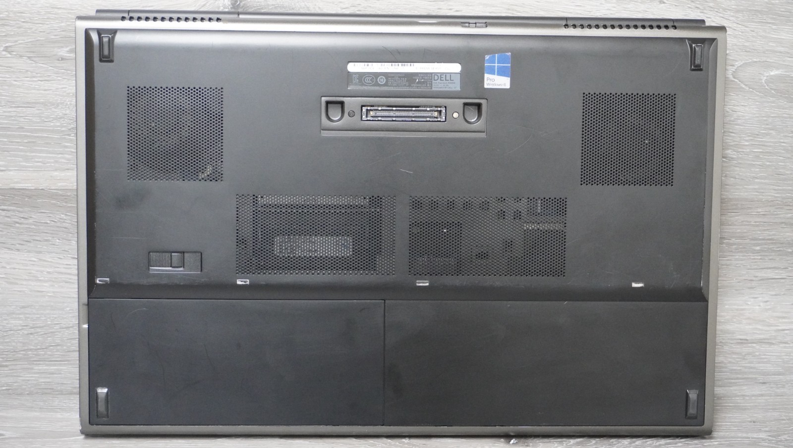 Dell Precision M6800 i7-4600M 2.90GHz / 16GB / 256GB SSD/ Quadro K5100M / Win 11