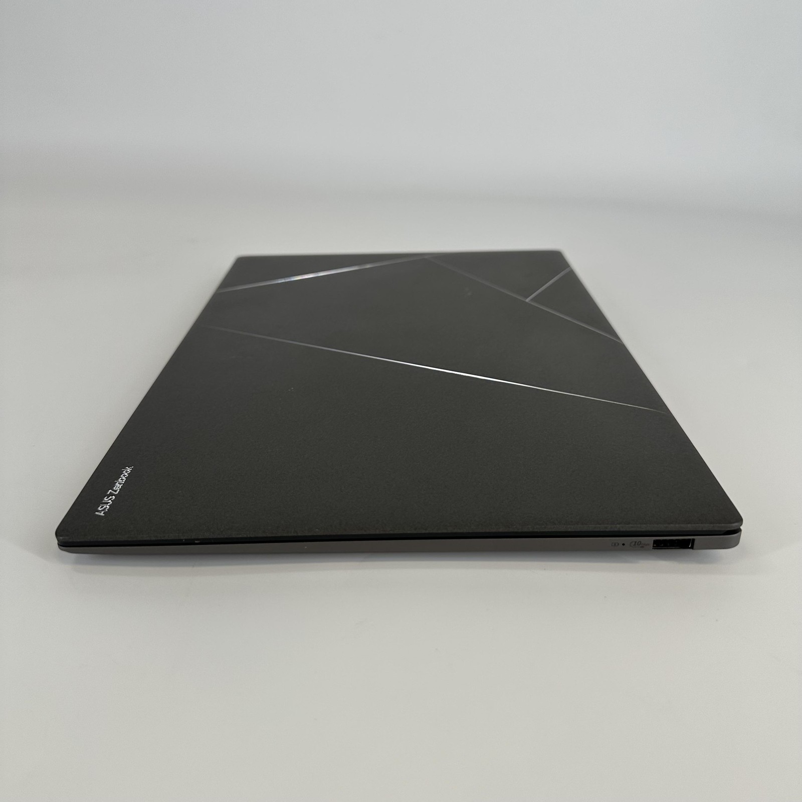 Asus Zenbook S 14 Gray QHD+ TOUCH 2.2 GHz Ultra 7 256V 16GB 1TB SSD Excellent