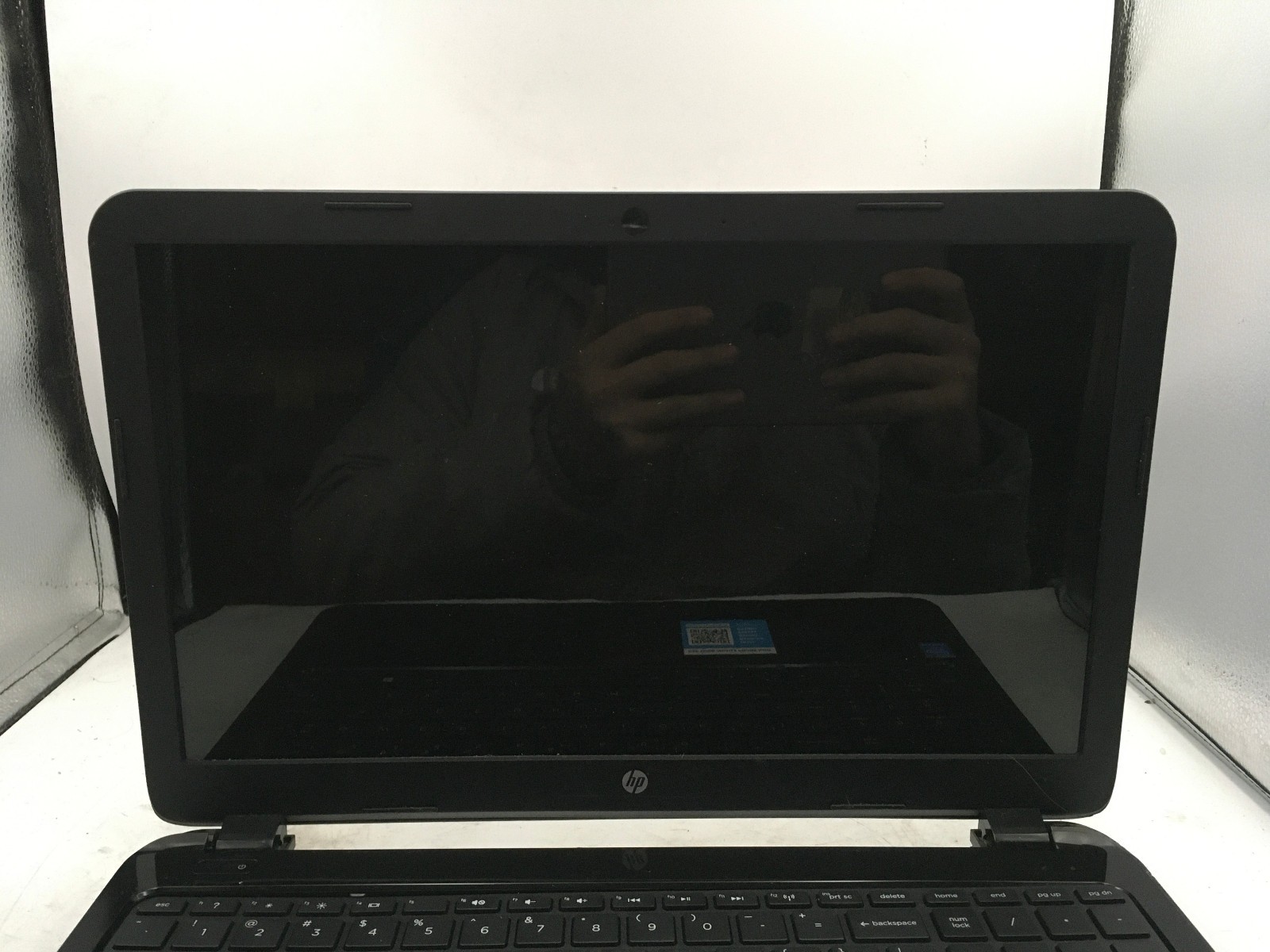 HP 15 R263DX – FOR PARTS/REPAIR – INTEL PENTIUM N3540 – NO RAM – READ DESC – BB!