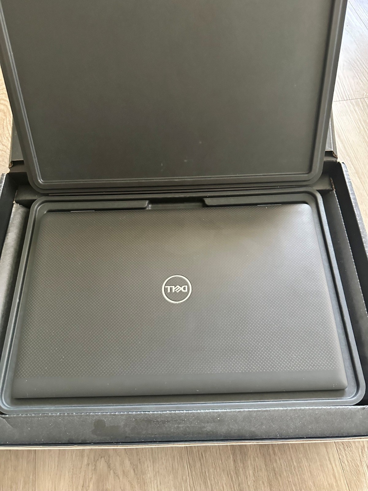 Dell Latitude 7530 – 12th Gen i7, 16GB RAM, 512GB SSD