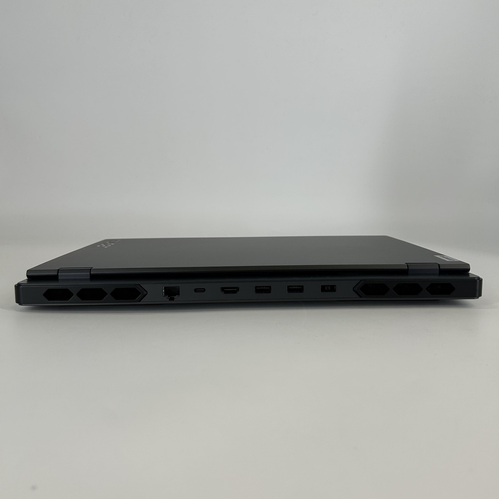 Lenovo Legion Pro 7i Gen 8 16 240Hz QHD+ 2.2GHz i9-13900HX 16GB 1TB SSD RTX 4070