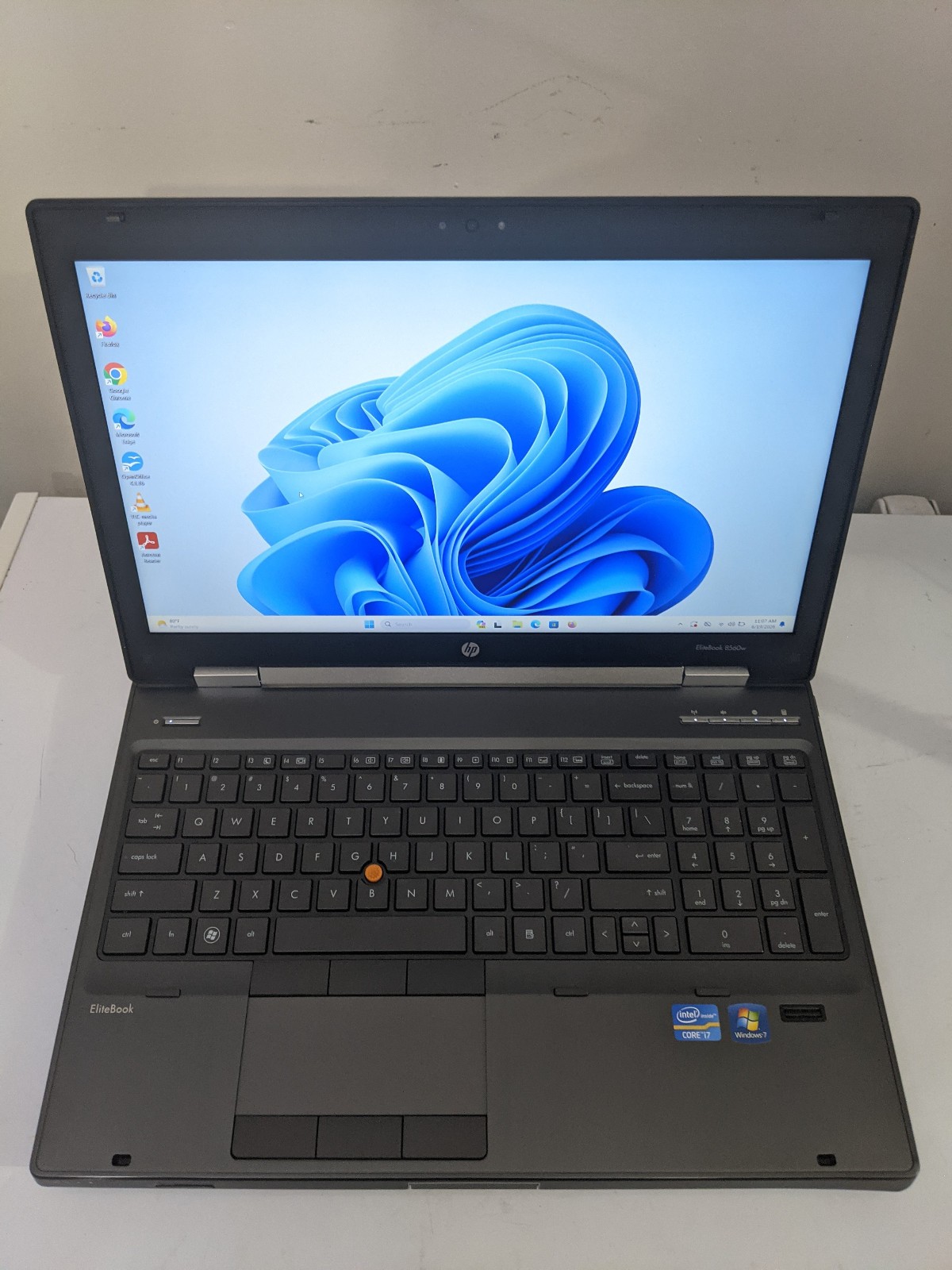 HP EliteBook 8560w 15.6” / i7- 2670QM@ 2.20GHz/ 16GB RAM/ 256GB SSD