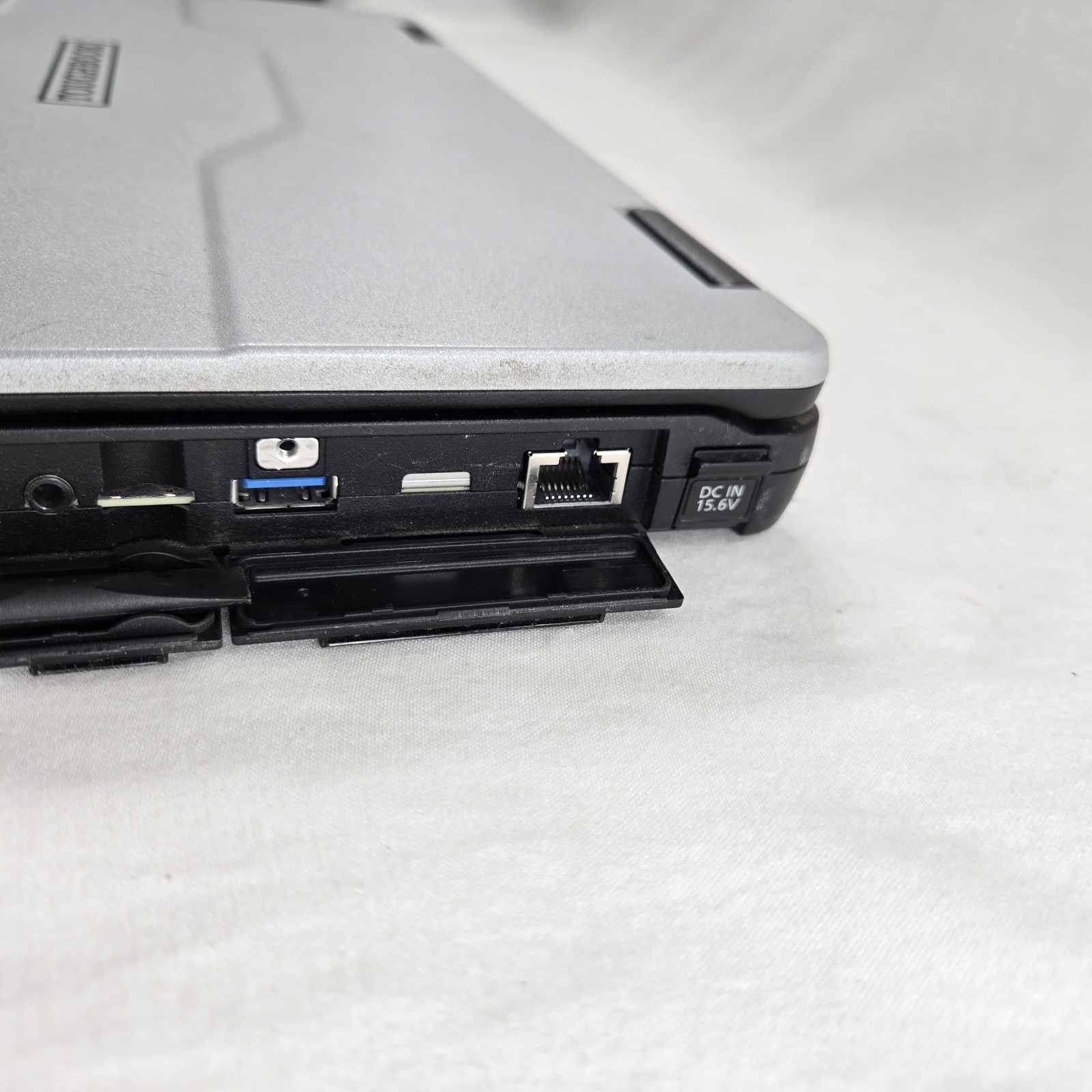 Panasonic Toughbook FZ-55 MK2 i7-1185G7 512GB SSD 32GB Ram – GPS – 4G – Grade B