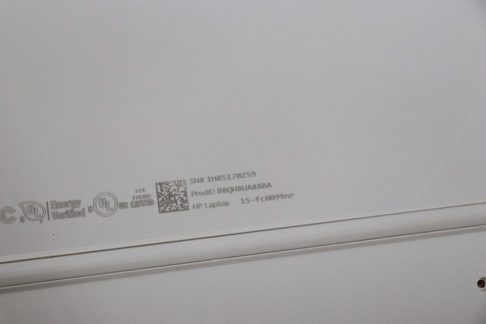 HP Laptop 15-FC0099NR 15.6″ AMD Ryzen 3 7320U 8GB RAM 125GB NVMe Win 11 Pro Read