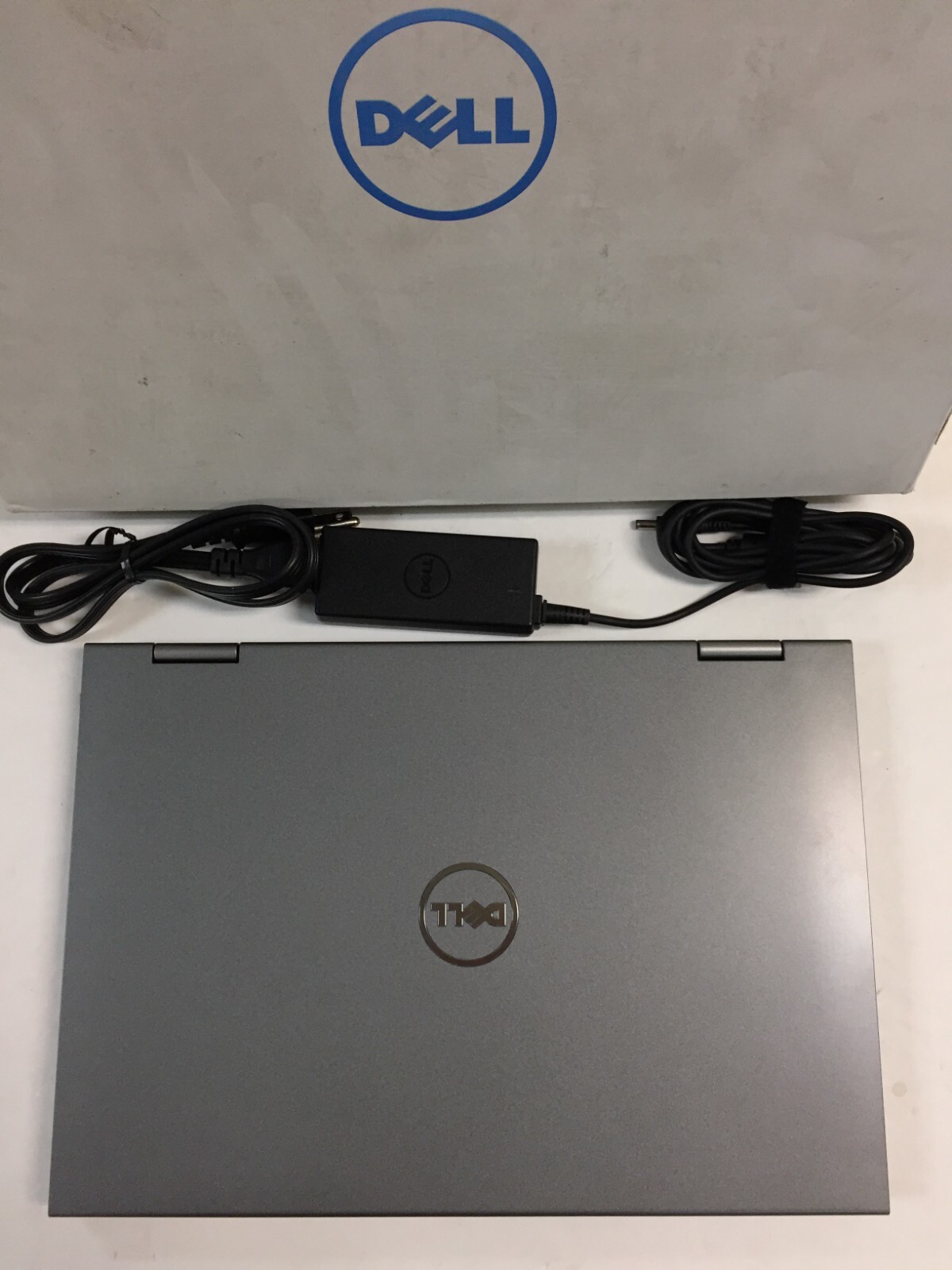 Dell inspiron i5378-7171GRY 13.3″ Touch Laptop/Intel i7-7500U/8GB/256GB SSD/W10