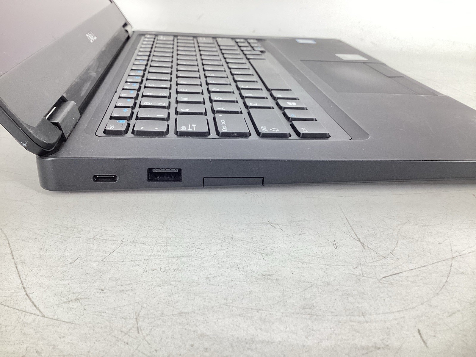 Lot of 4 Dell Latitude 5490 3400 E7470 14″ (i5/i7 8GB RAM, No SSD, No OS) No AC