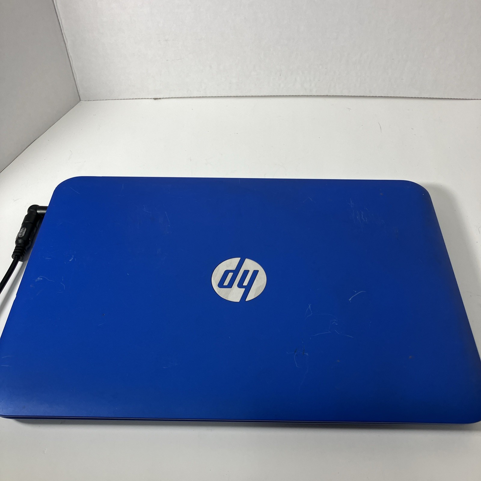 HP Stream RTL 8723 BE Laptop. Fully Functional Windows 8 No Charger