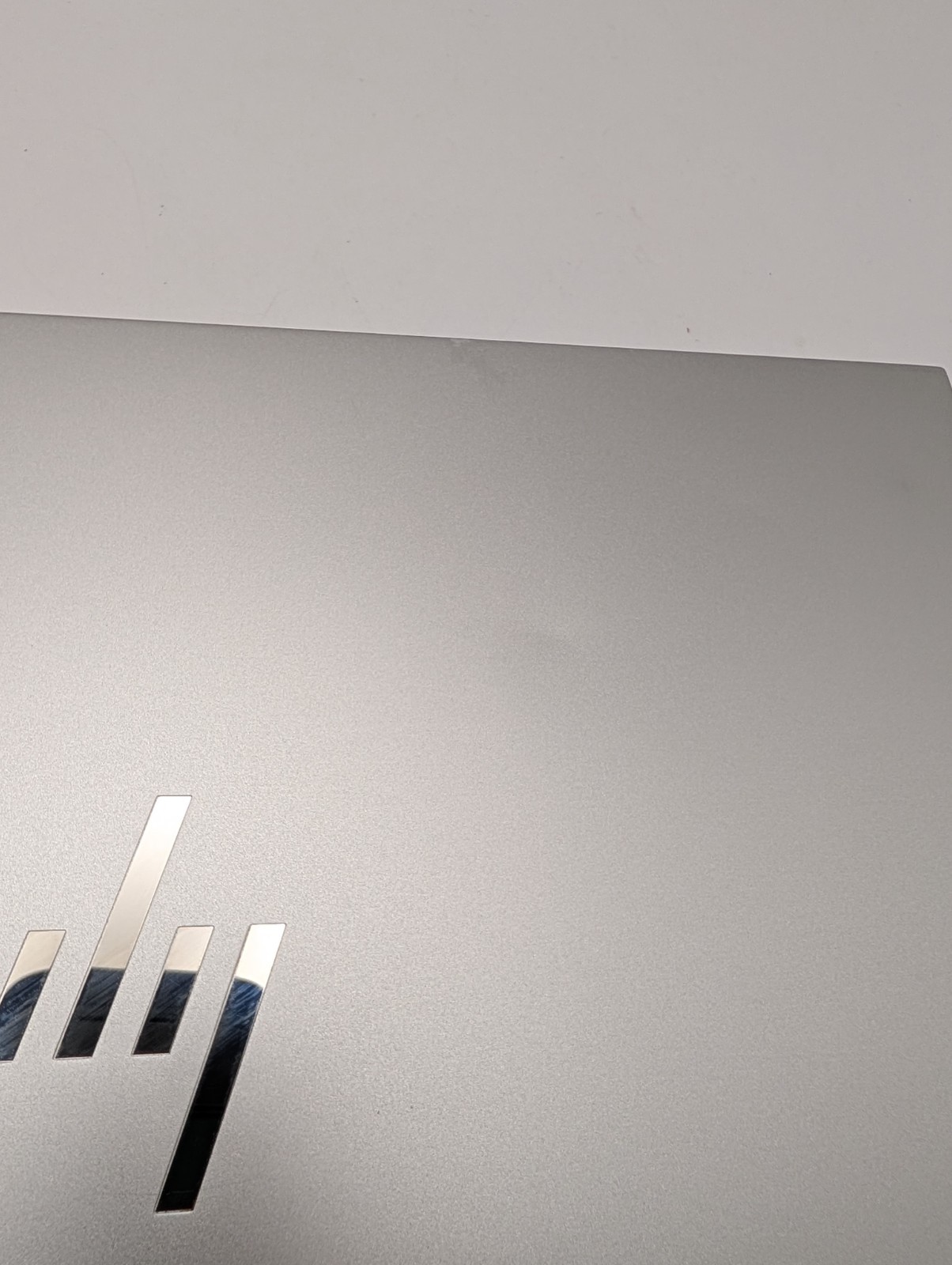 HP EliteBook 840 G11 14″ Core Ultra 7 155U 1.7GHz 16GB RAM 512GB SSD Read Desc..
