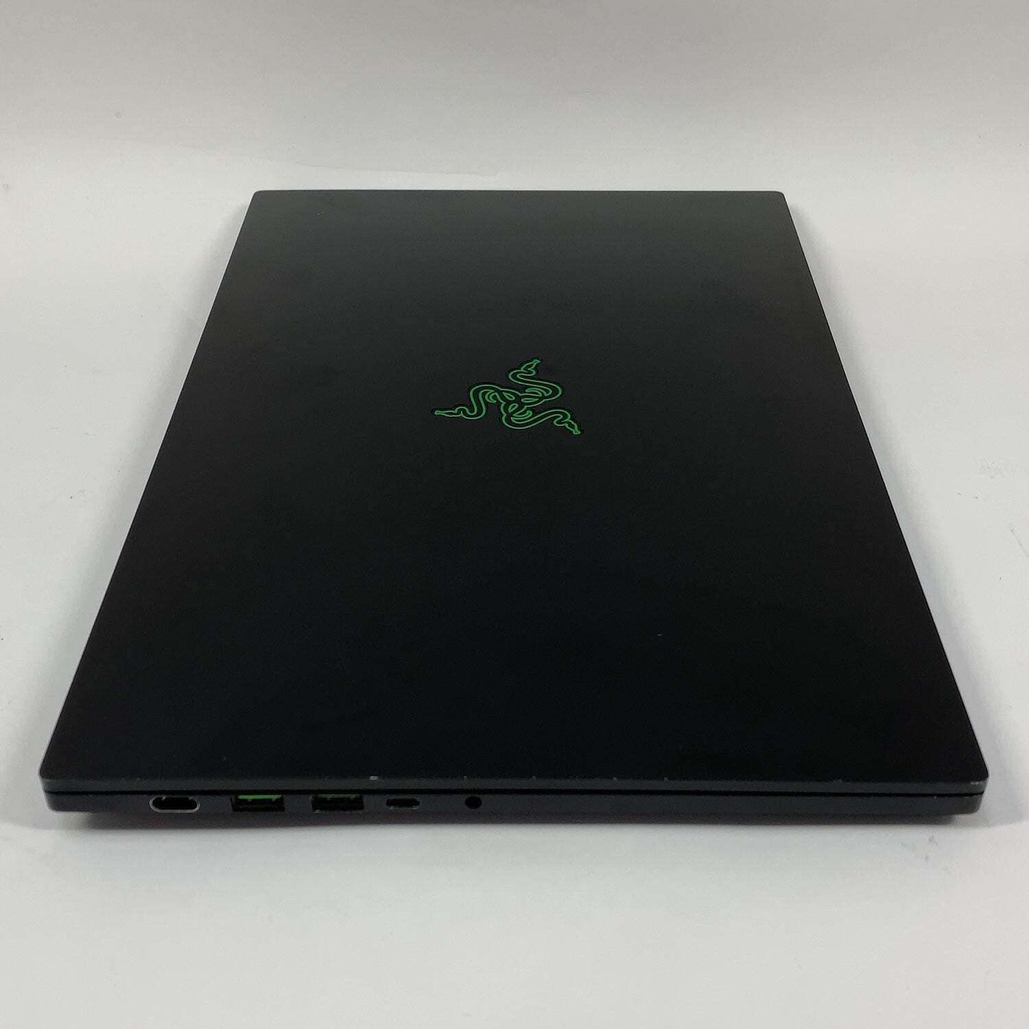 Razer Blade 15 RZ09-0421 i7-12800H 2.4GHz 16GB RAM 1TB SSD GeForce RTX 3070 Ti