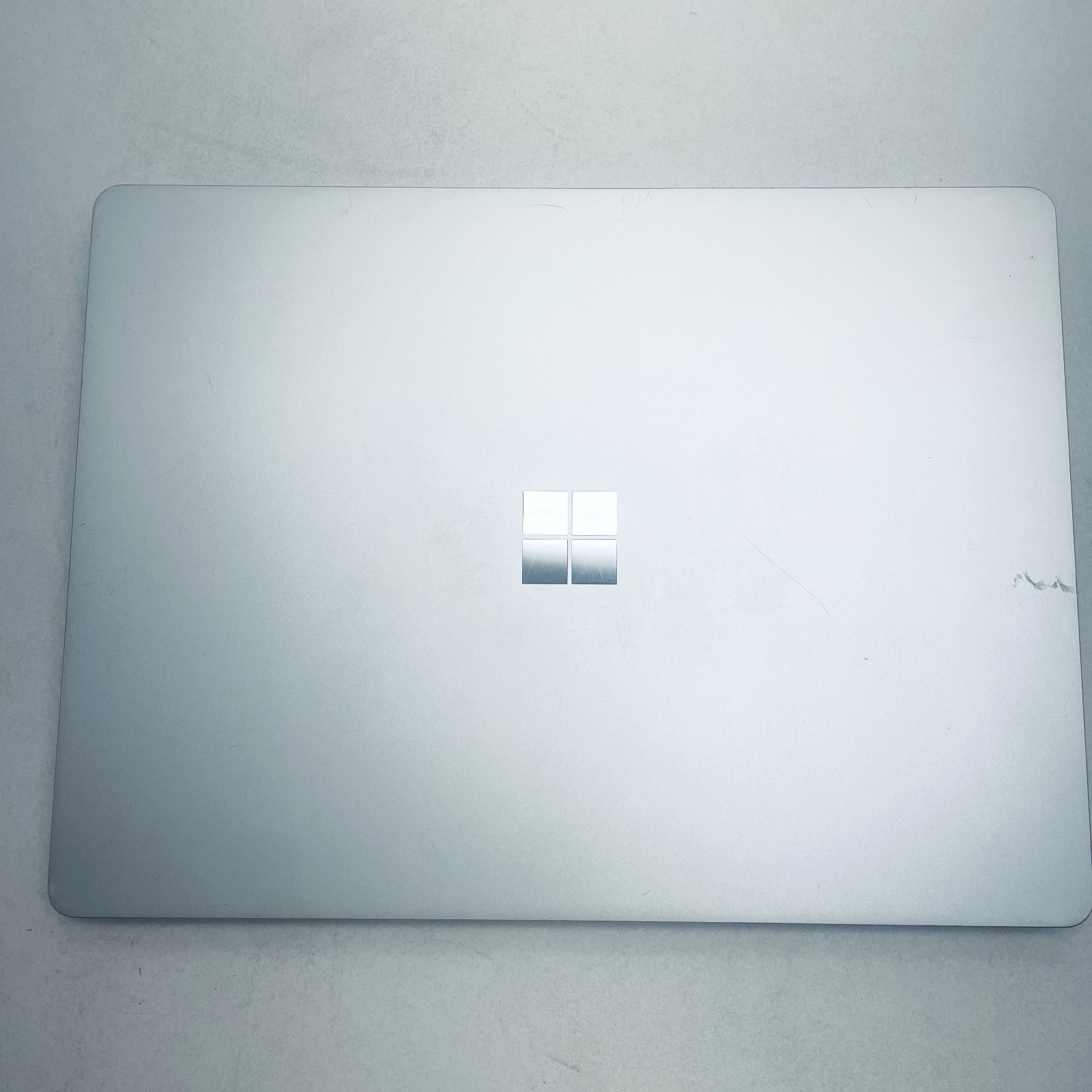 Microsoft Surface Laptop GO 1943 12.4″ i5-1035G1 16GB 256GB NVMe SSD