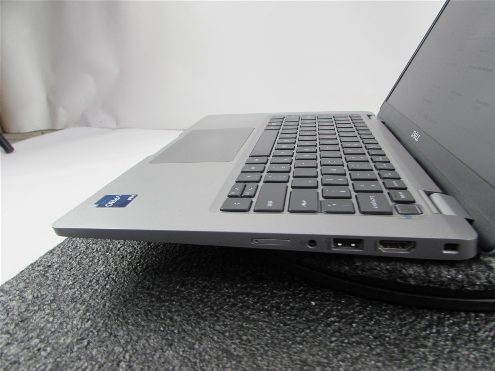 DELL LATITUDE 5330 FHD TOUCHSCREEN I5-1245U 10 CORE 512GB SSD 16GB RAM NO O.S