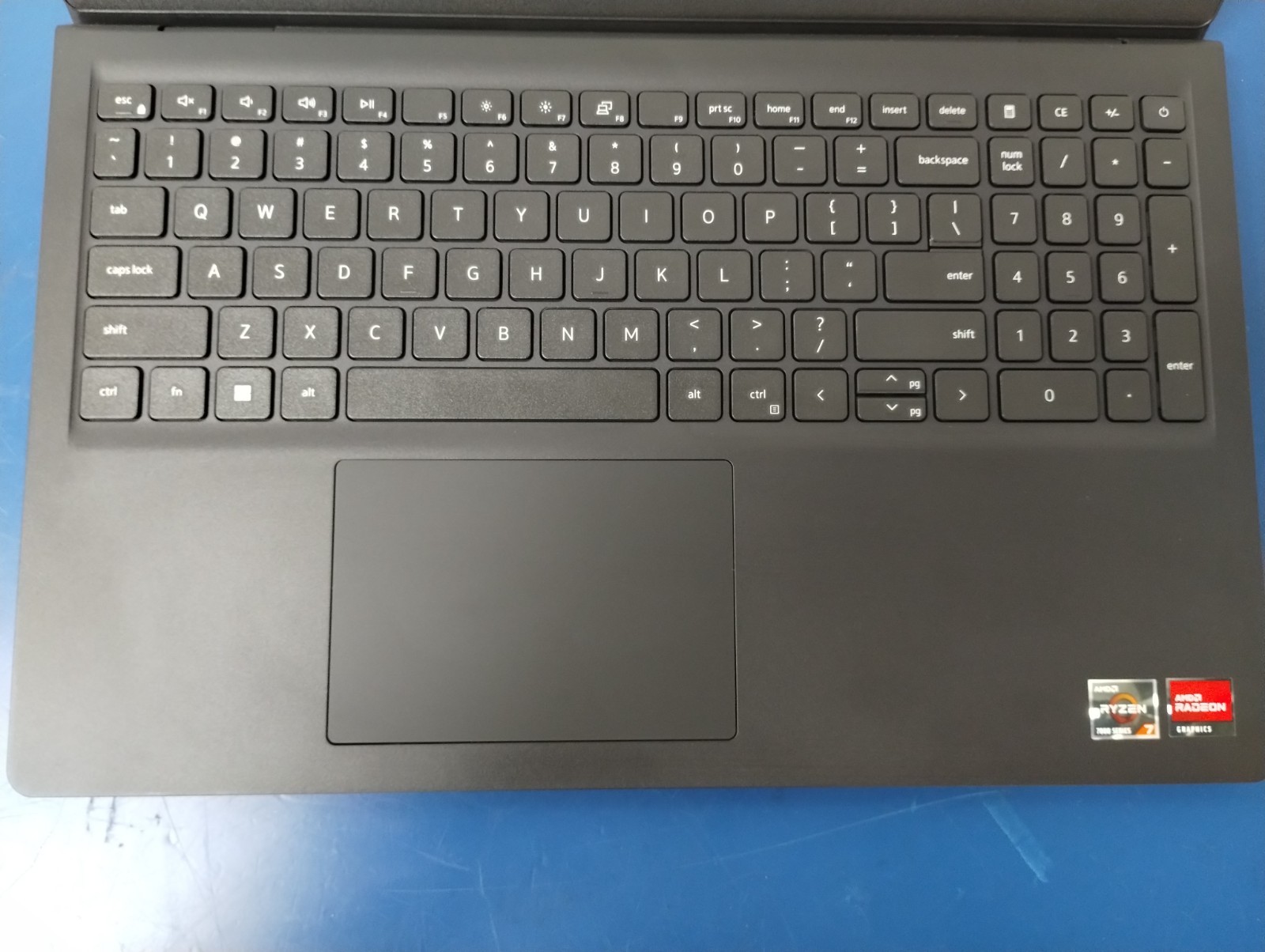 DELL 15 DC15255 G8MK9, AMD Ryzen 7 7730U, 2.00 GHz, 16 GB RAM, 512 GB NVMe SSD