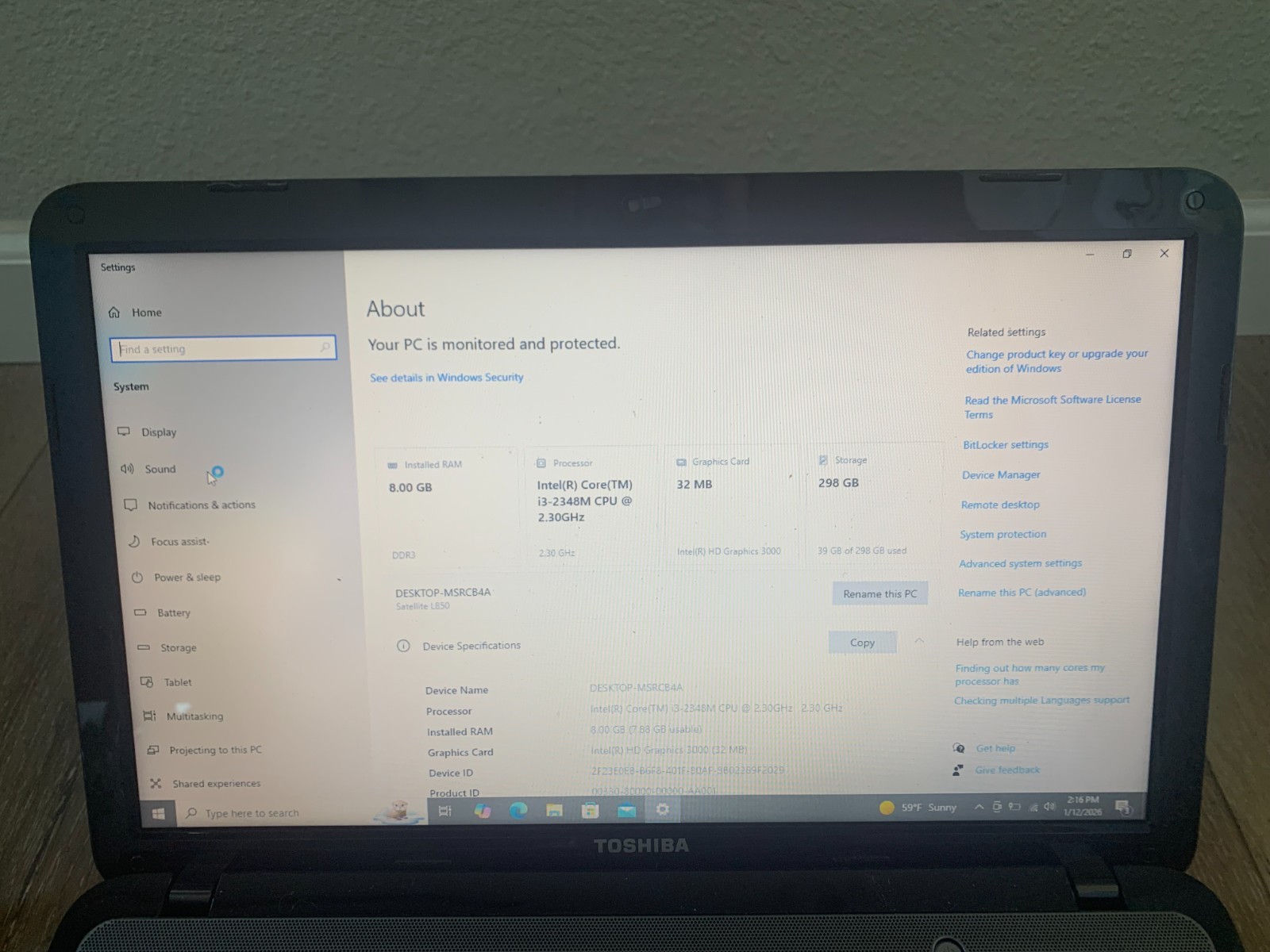 Toshiba Satellite L850 Intel Core i3-2348M 2.30GHz 8GB RAM 320GB HDD Win 10