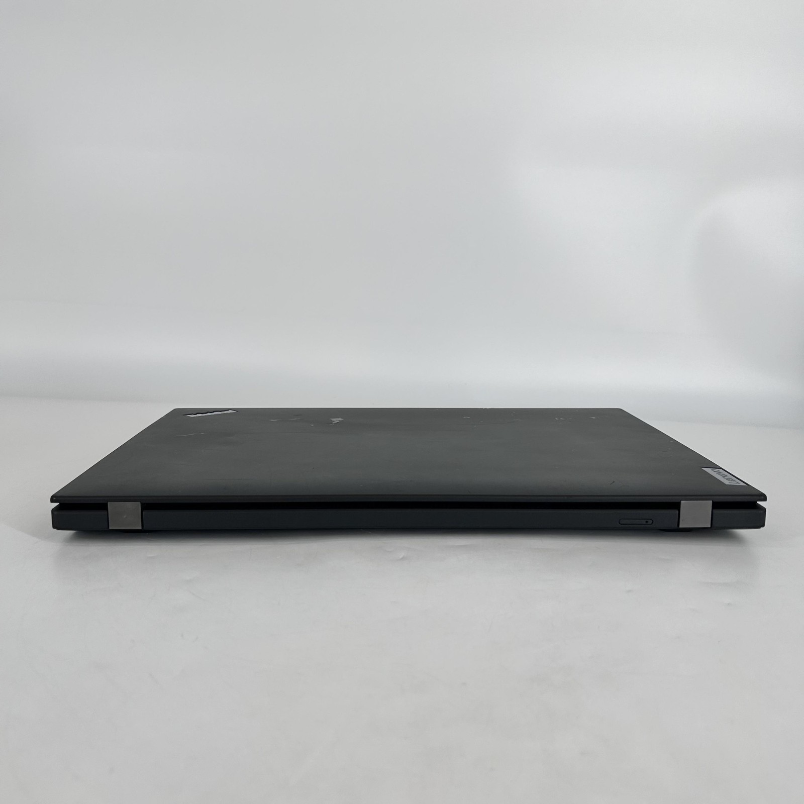 Lenovo ThinkPad P16s Gen 1 FHD+ TOUCH 2.1 GHz i7-1260P 16GB 512GB SSD T550 Good