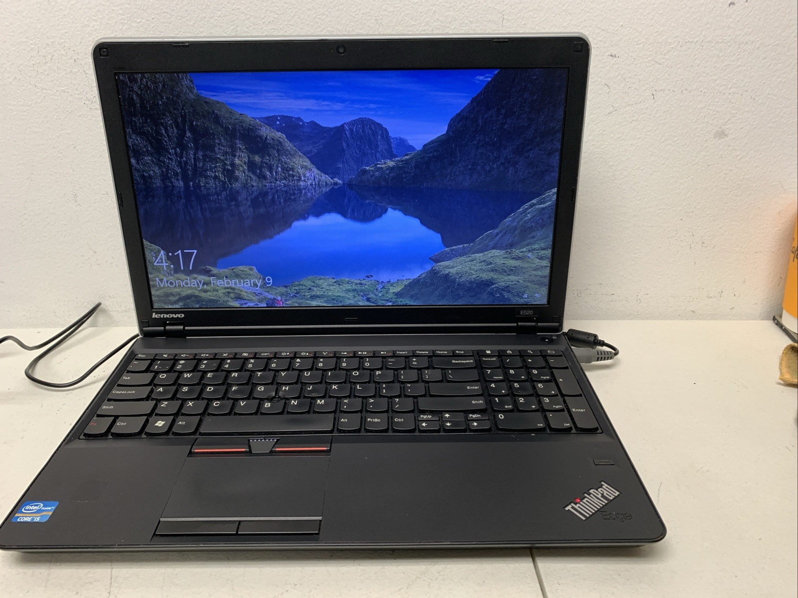LENOVO THINKPAD E520 INTEL CORE i5-2410M 2.30 GHZ 4gb Ram Wind10 Edu No Battery