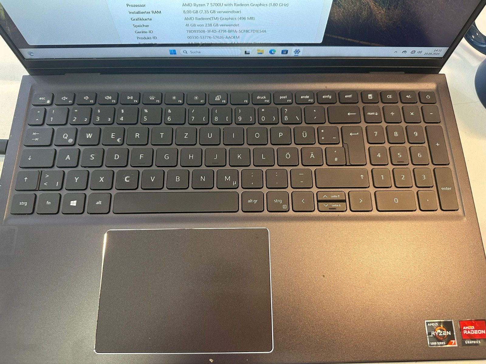 Dell Vostro 5515 Ultrabook Black 8GB 256GB SSD 15.6 FHD AMD Ryzen 4.3GHz