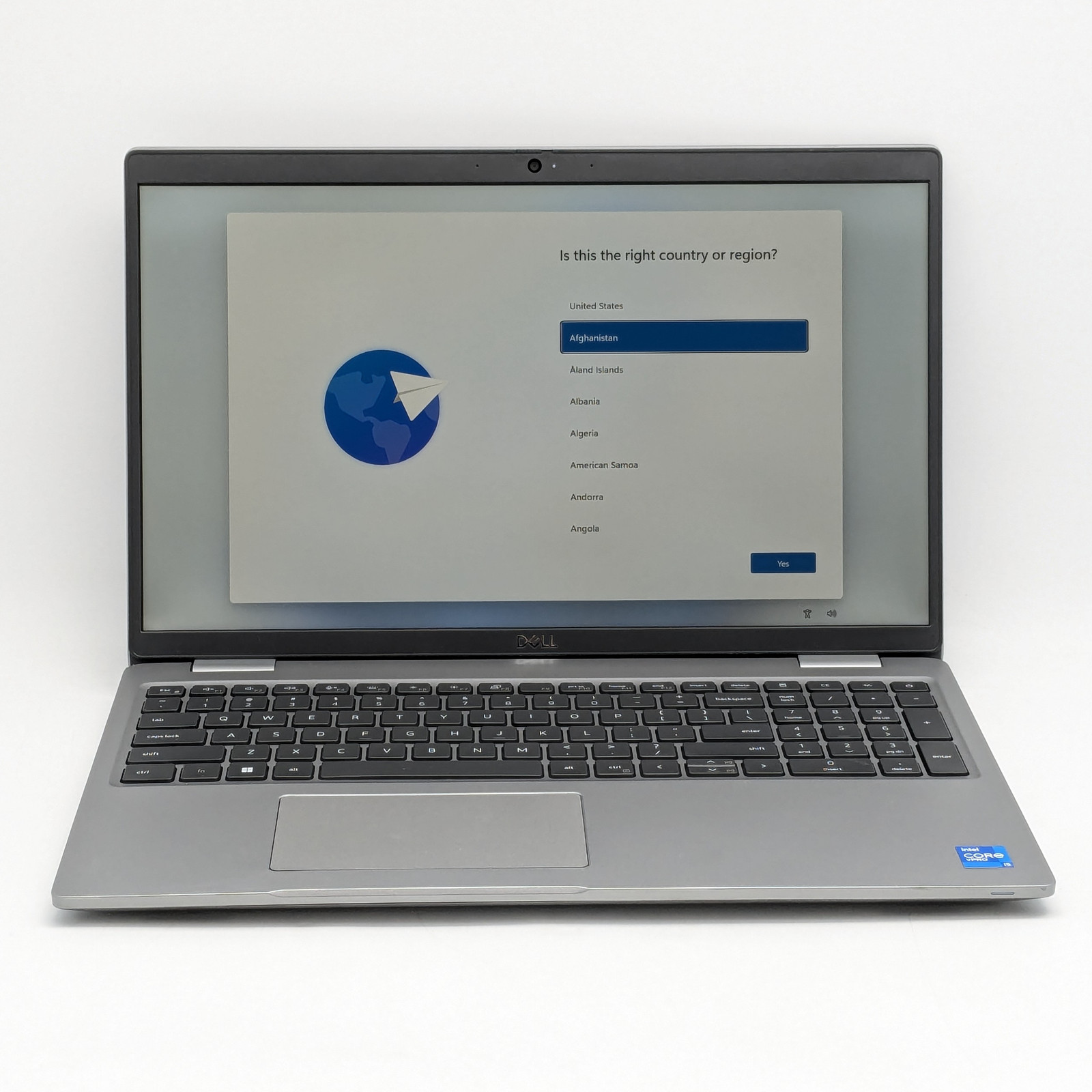 Dell Latitude 5520 15.6″ i5-1145G7 16GB DDR4 256GB SSD Windows 11 Home