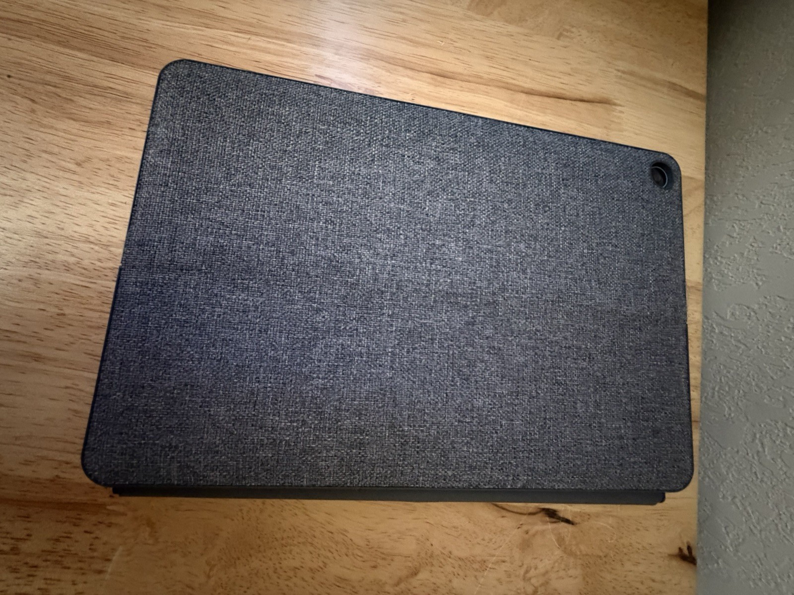 Lenovo Ideapad Duet Chromebook CT-X636F 10.1″ (128GB,2.00GHz,4GB)