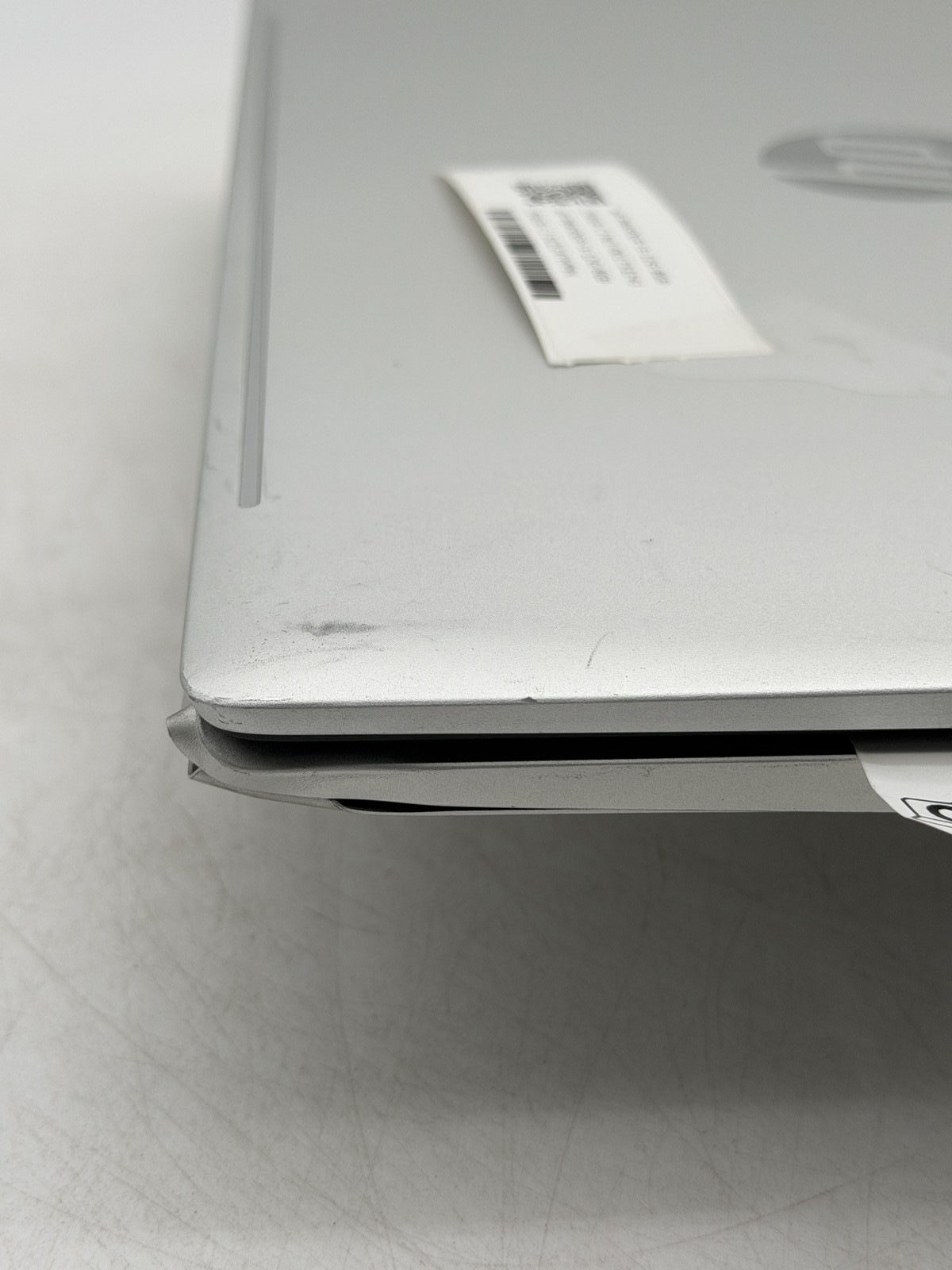 HP ProBook 450 (G9) 15.6in i3-1215U 8GB 256GB NO OS (READ)