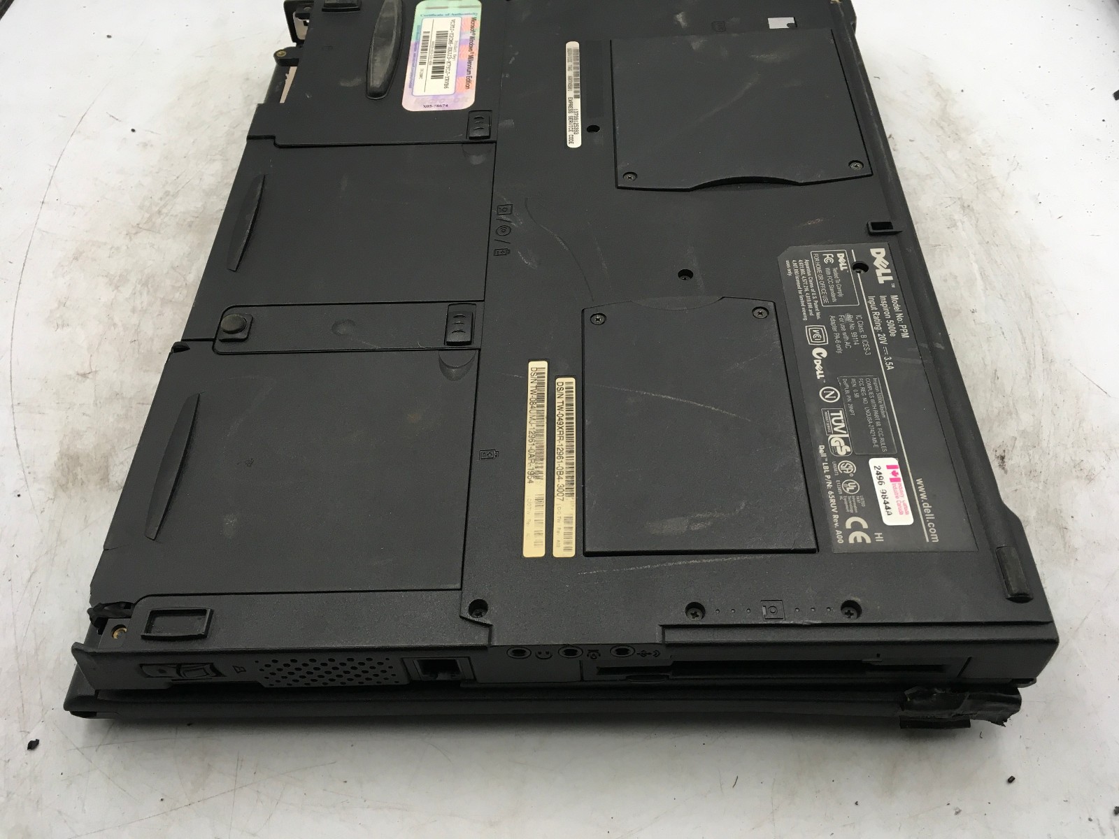 DELL INSPIRON 5000E – FOR PARTS/REPAIR – INTEL I5-8250U – 256MB RAM – READ – BB!