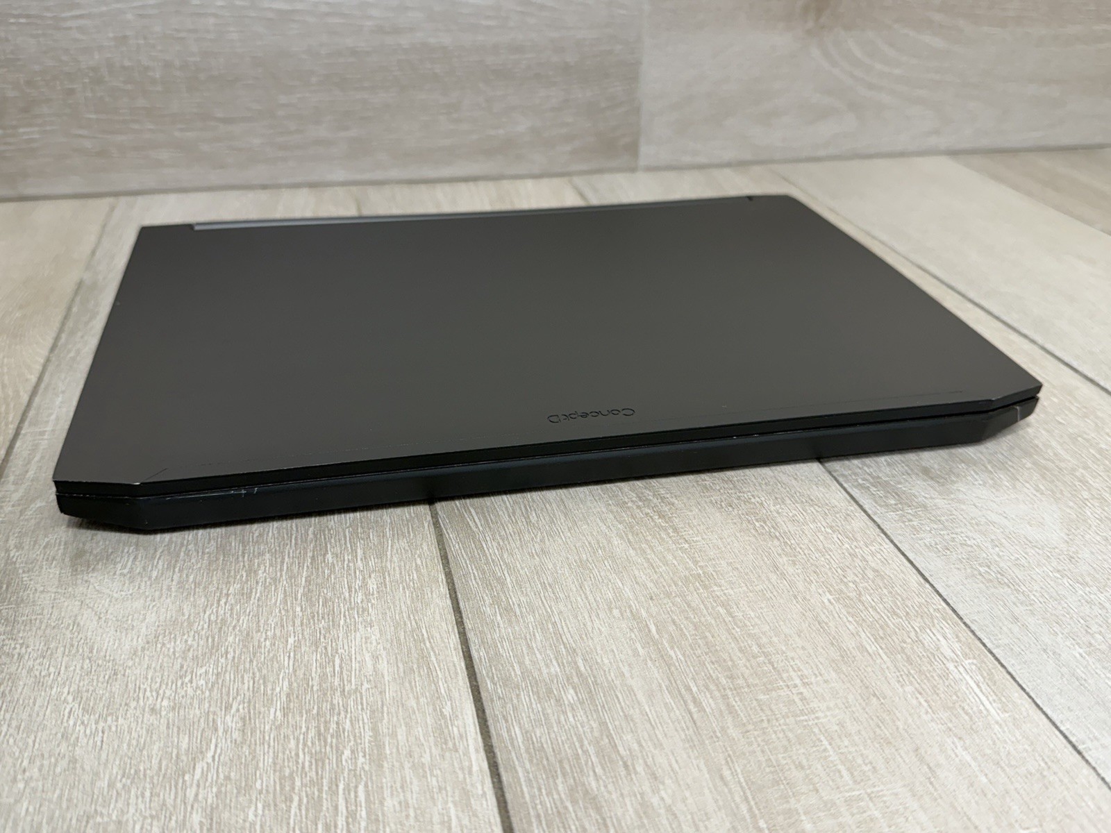 Acer ConceptD CN515-71P 15.6″ 4K Core i7-9750H Quadro T1000 512GB NVMe 8GB RAM