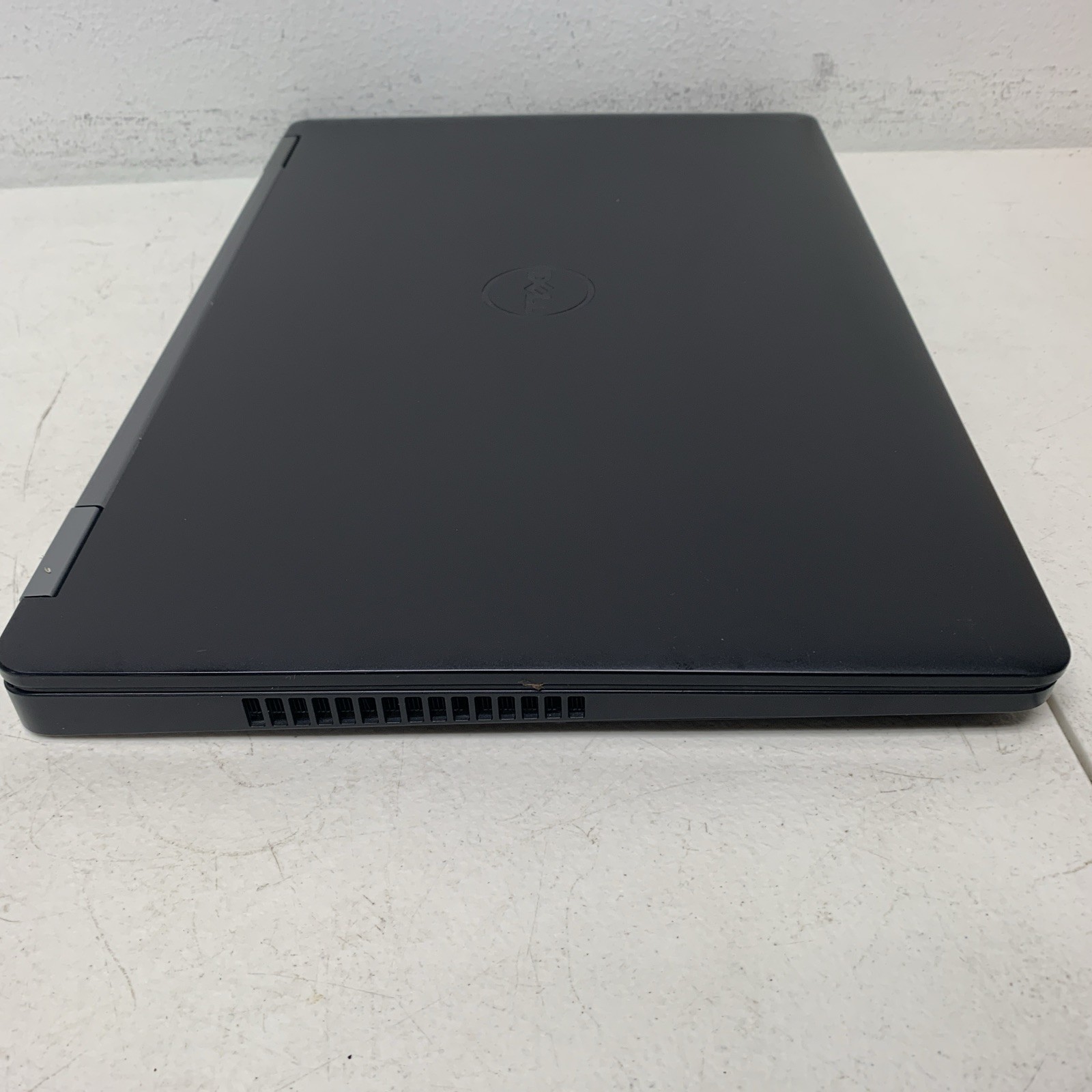 Dell Latitude E5570 15.6″ i5-6200U 2.3GHz 8GB 256gb Ssd Windows 11 Pro –
