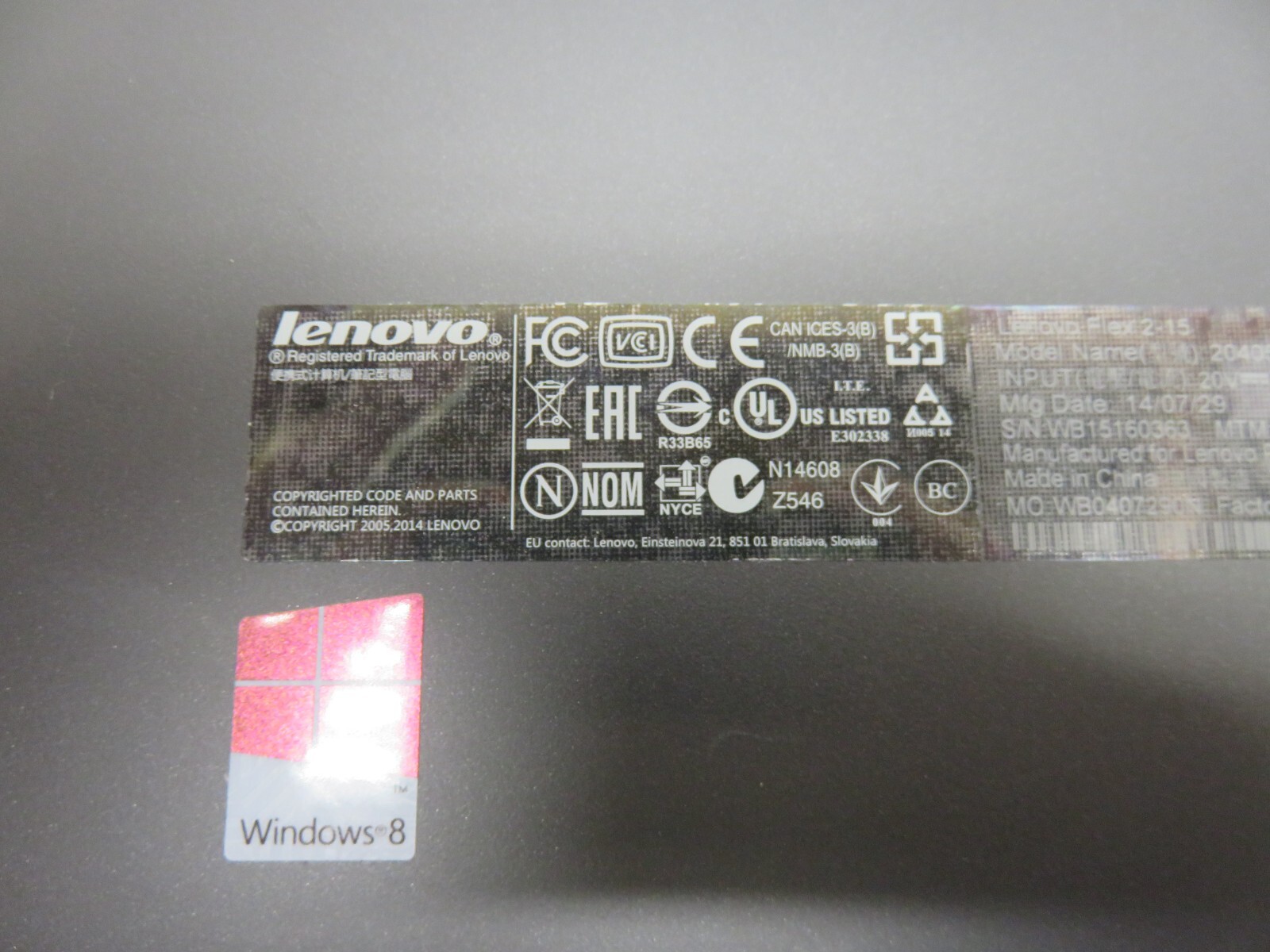 Lenovo Flex 2-25 Laptop Intel Core i5-4210u 6GB 200GB SSD Win 10 – LCD Issue