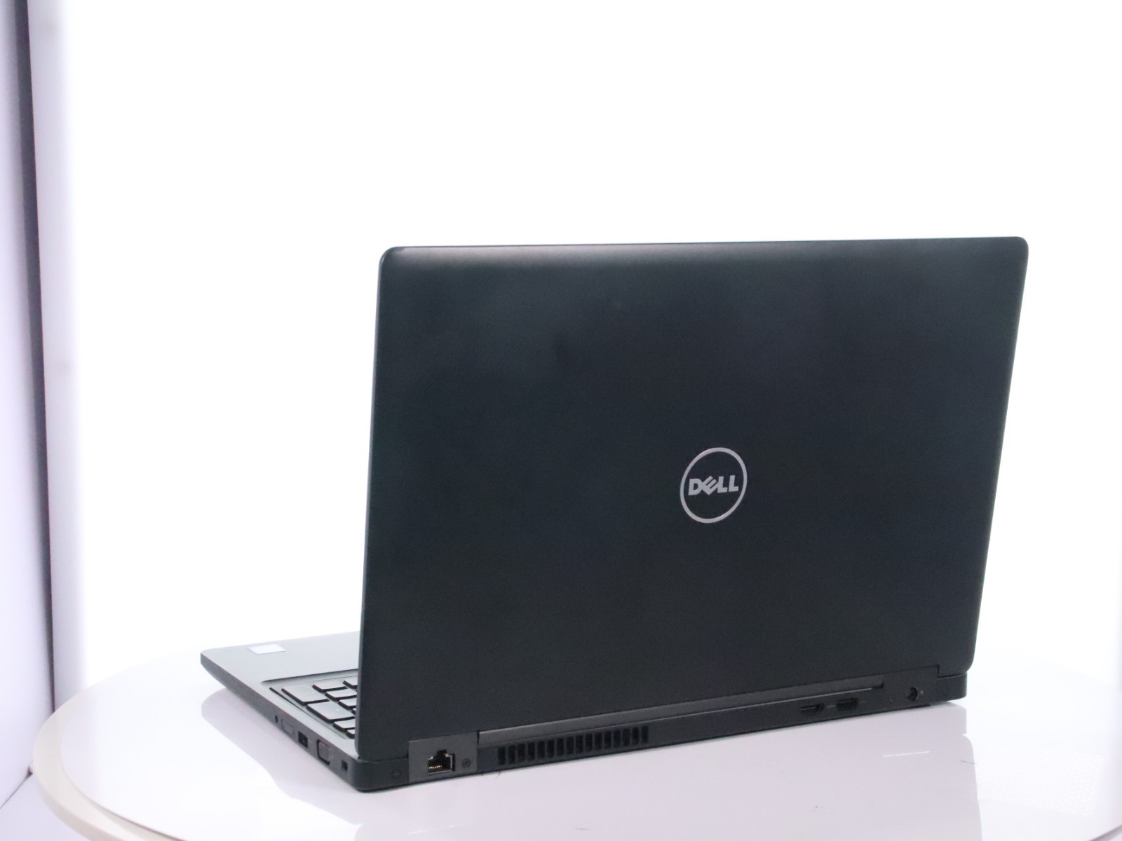 Dell Latitude 5580 Core i7-7820HQ 2.9GHz 16GB RAM 256GB SSD W11Pro w/ AC Adapter