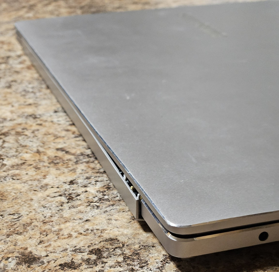 Samsung Notebook 7 w/ charger 13.3” 16GB RAM 512GB SSD NP730XBE *See Description