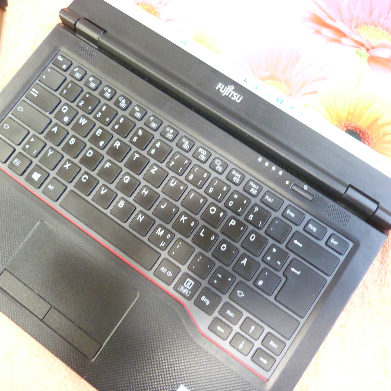 Fujitsu E5410 14″ FULLHD l 16GB RAM NEW l SSD Windows 11 HDMI USBC i5 Gen10