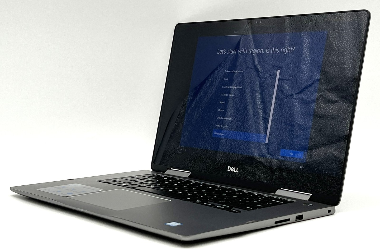 Dell Inspiron 7573 2-in-1 – UHD Touch – i7-8550U – 16GB RAM – 940MX – 512GB SSD