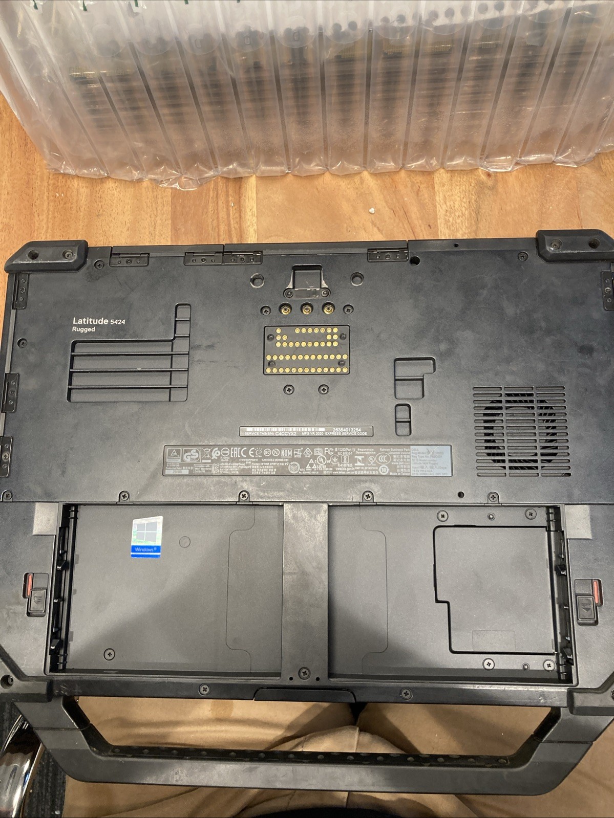 Dell Latitude 5424 Rugged 14″ FHD Intel i5-8350U 8GB RAM No HDD No Battery