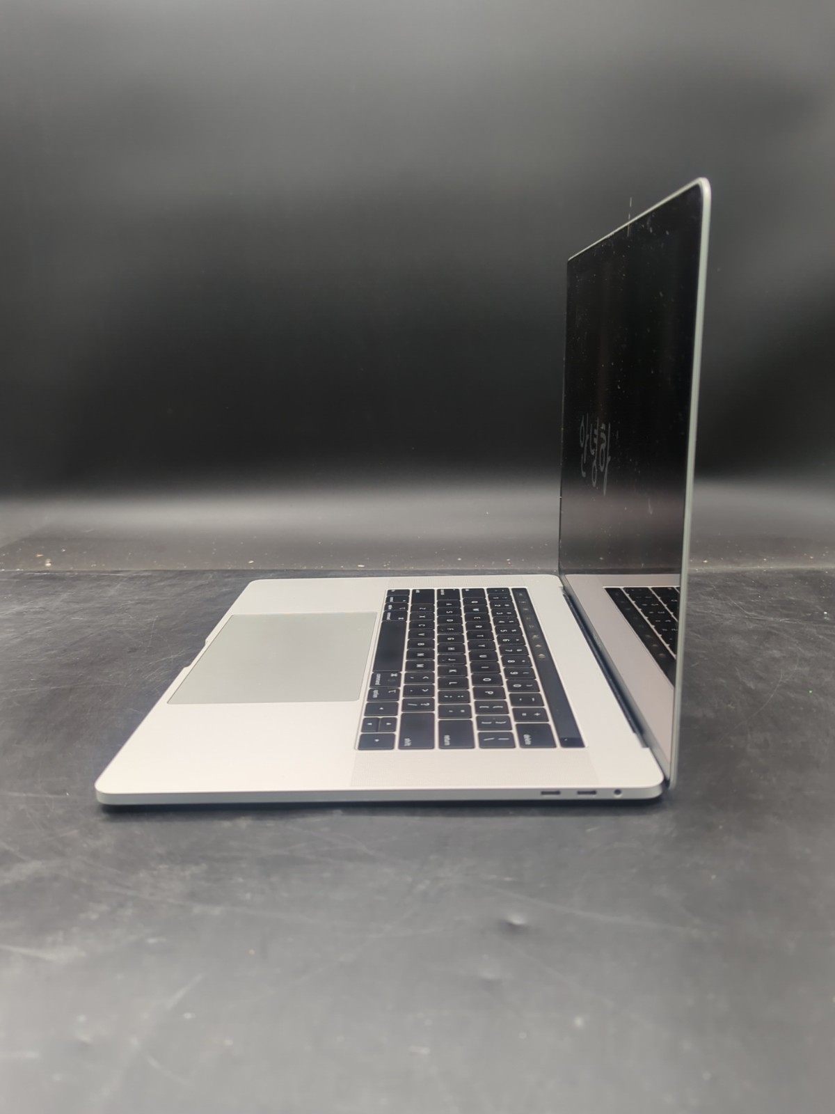 MacBook Pro 15,1 a1990: i7 9th Gen: 32GB Ram: 500GB SSD: Sequoia OS: Tested