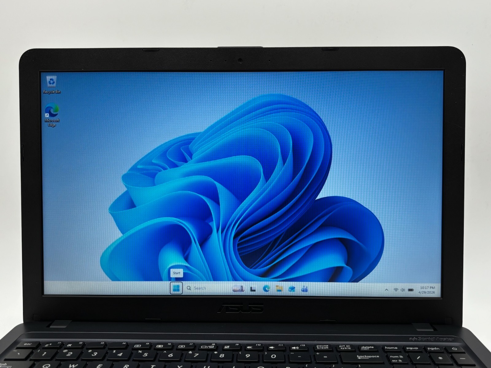 Asus VivoBook X540MAR_R543MA 15.6″ 1 TB HDD 4 GB RAM Celeron N4020 Win 11 Home