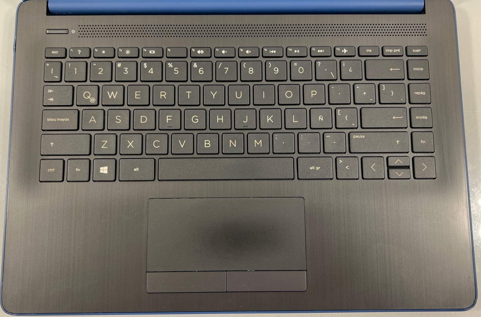 HP 14-cm0004la 14″ Laptop AMD A6-9225 8GB RAM 240gb ssd AS IS