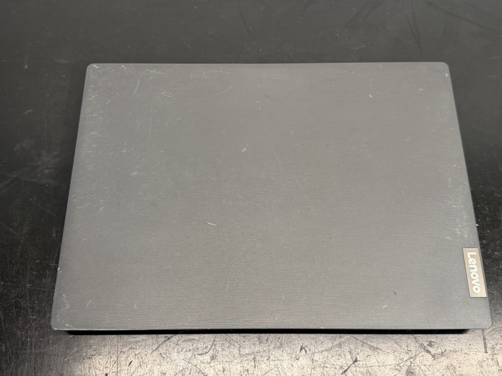 Lenovo V14-IIL i5-1035G1 1.0GHz CRACKED SCREEN NO RAM NO DRIVE / OS PARTS REPAIR