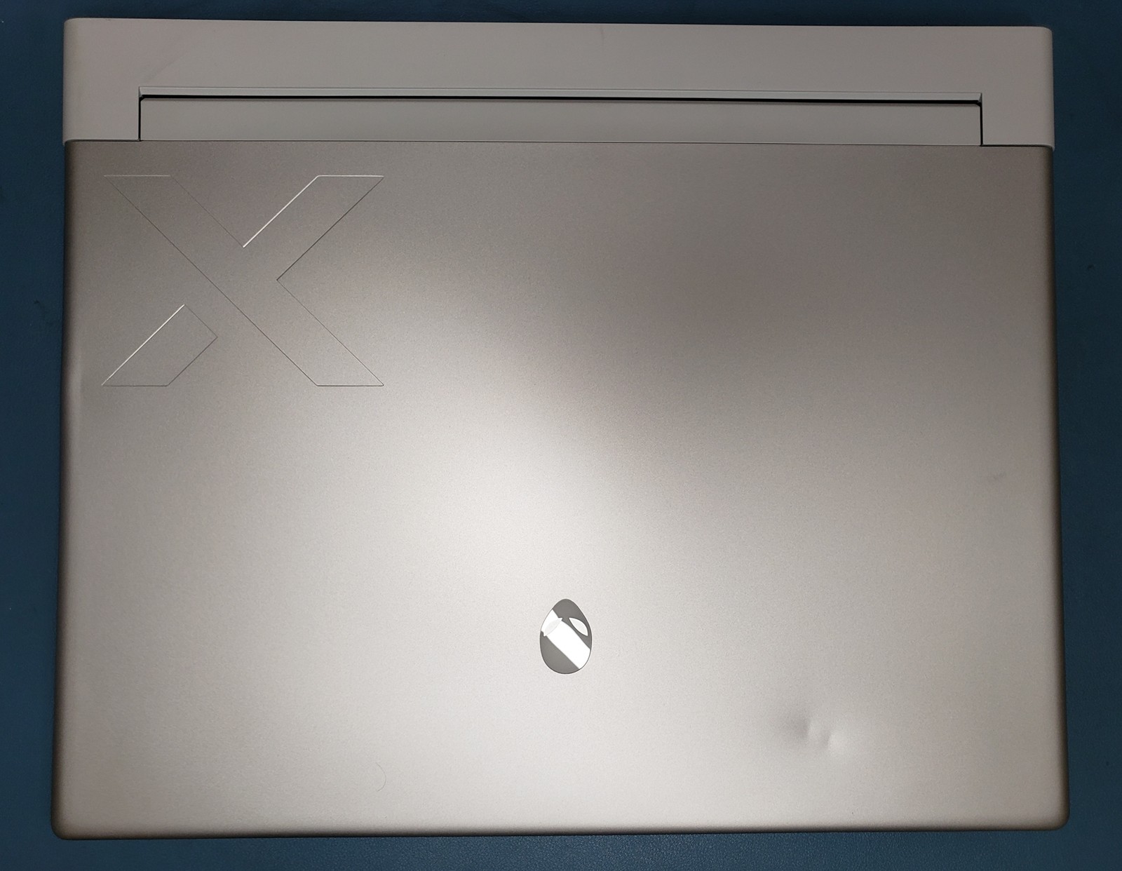 Alienware x16 R2 16″ FHD+ 480Hz✓U9 185H✓32GB RAM✓512GB✓RTX 4090 16GB✓Cosmetics